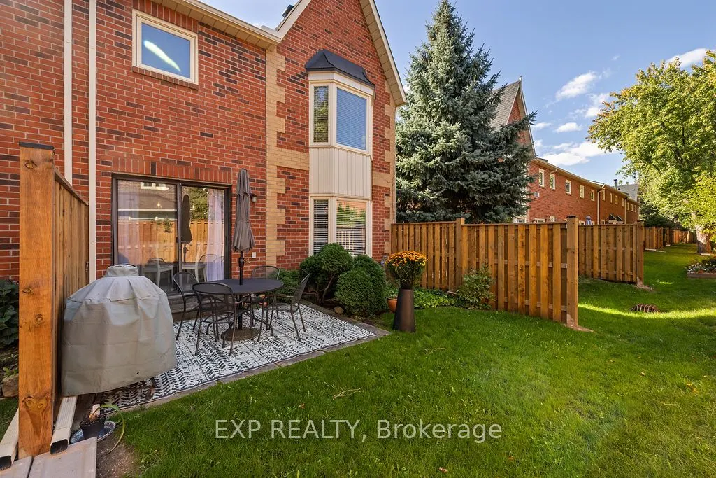 2006 Glenada Crescent, #15
