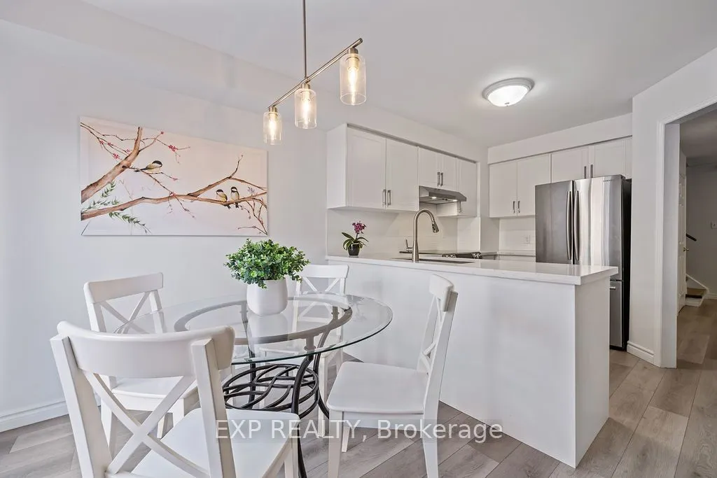 2006 Glenada Crescent, #15