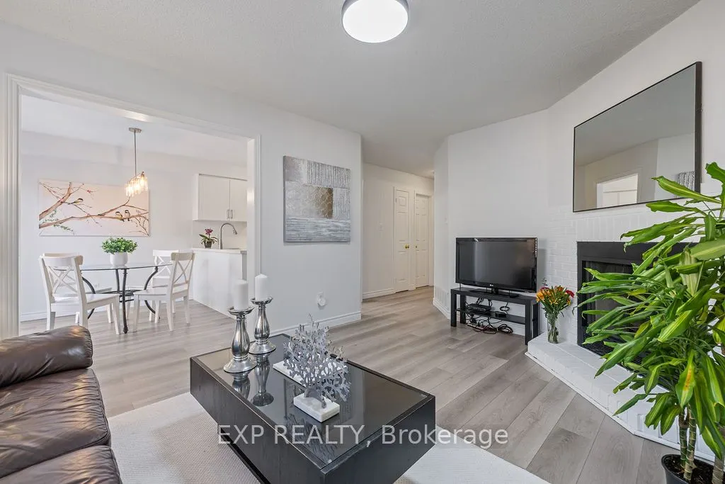 2006 Glenada Crescent, #15