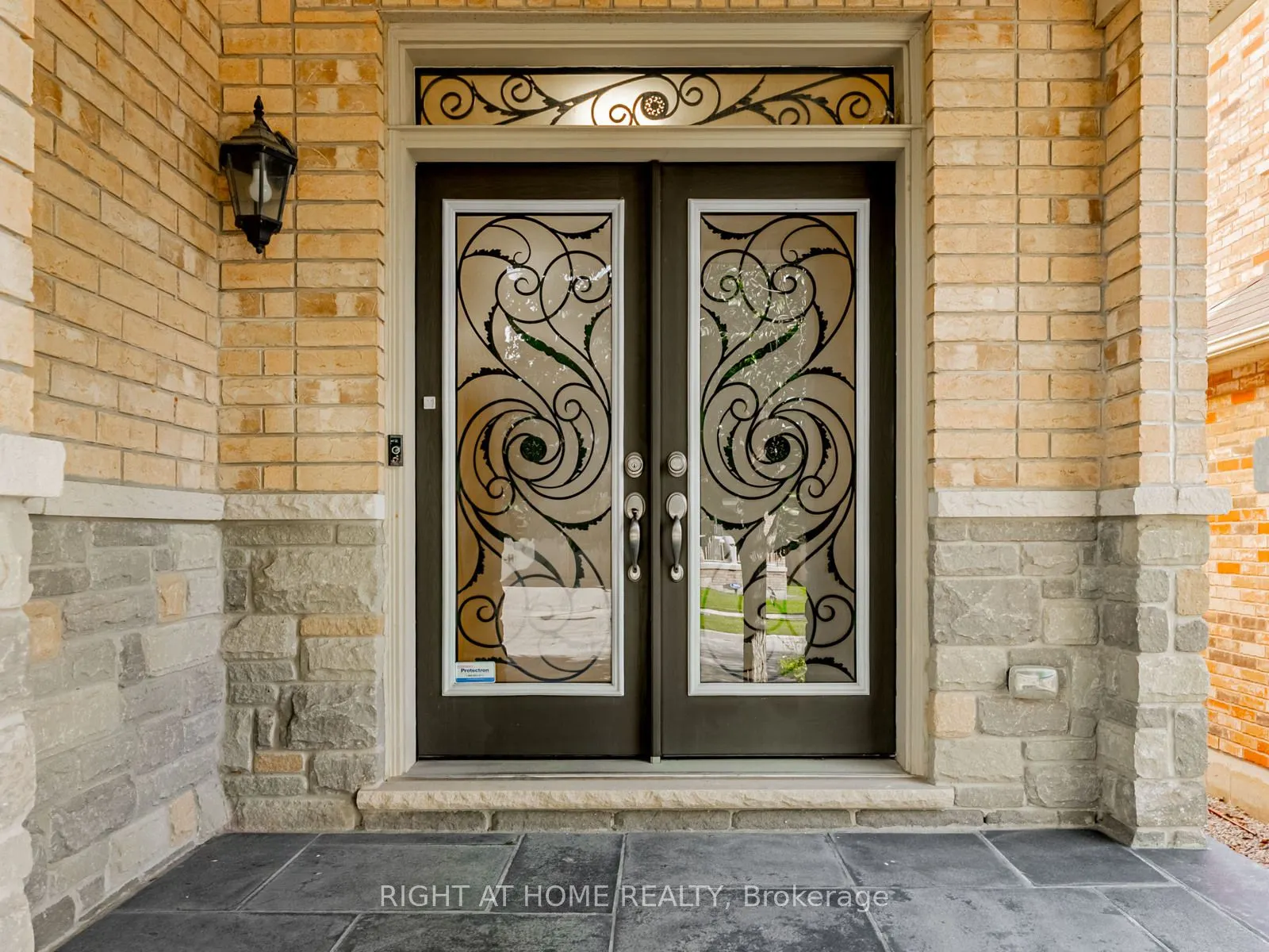 7 Mediterranean Crescent