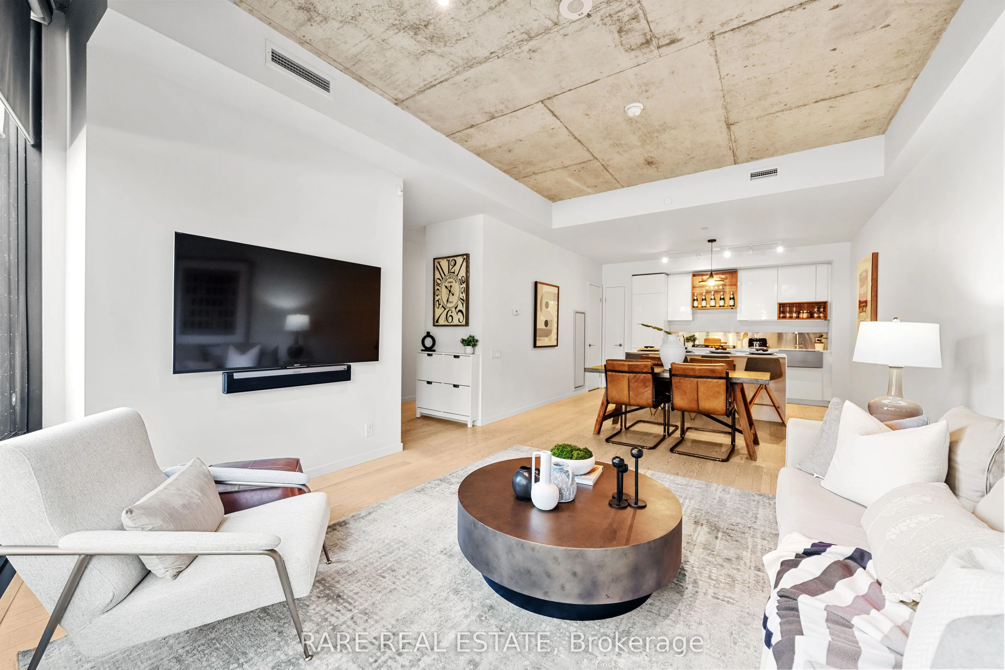 377 Sorauren Avenue, #2