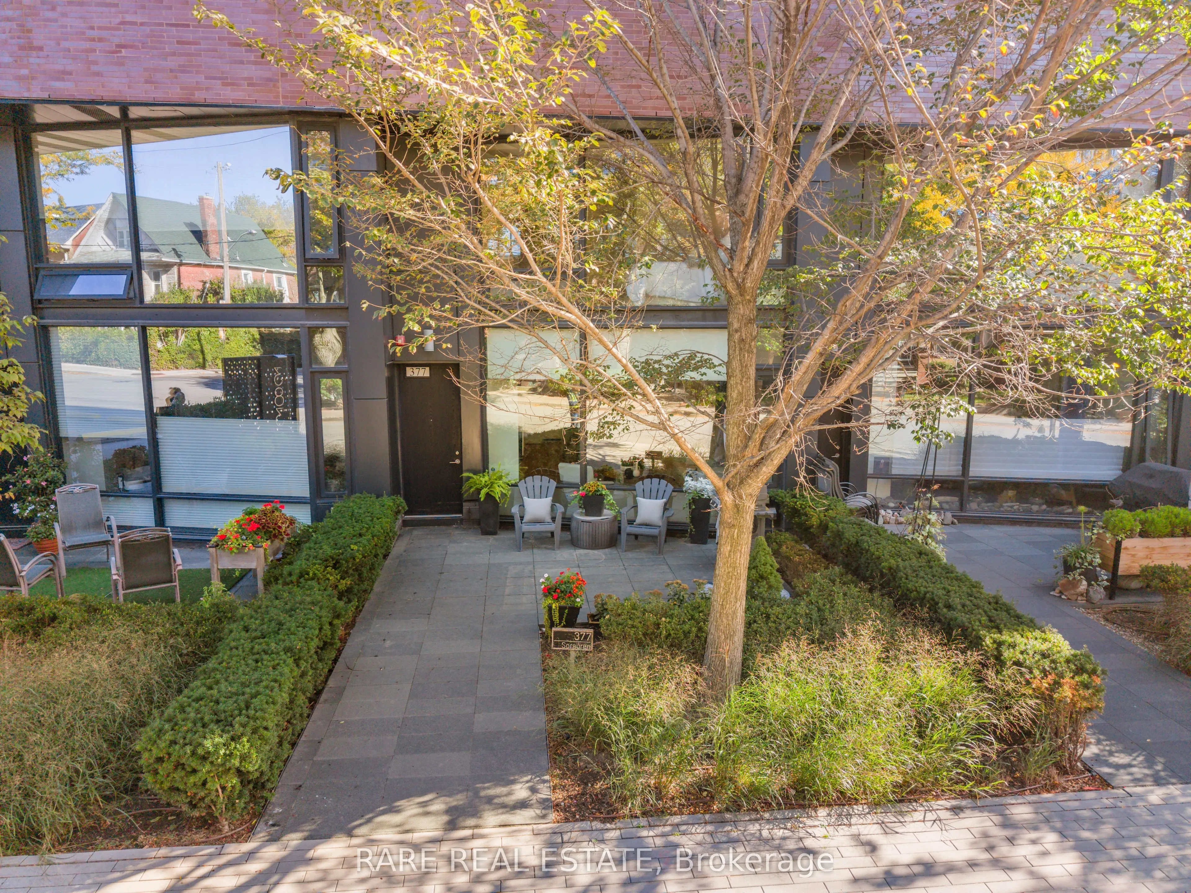 377 Sorauren Avenue, #2