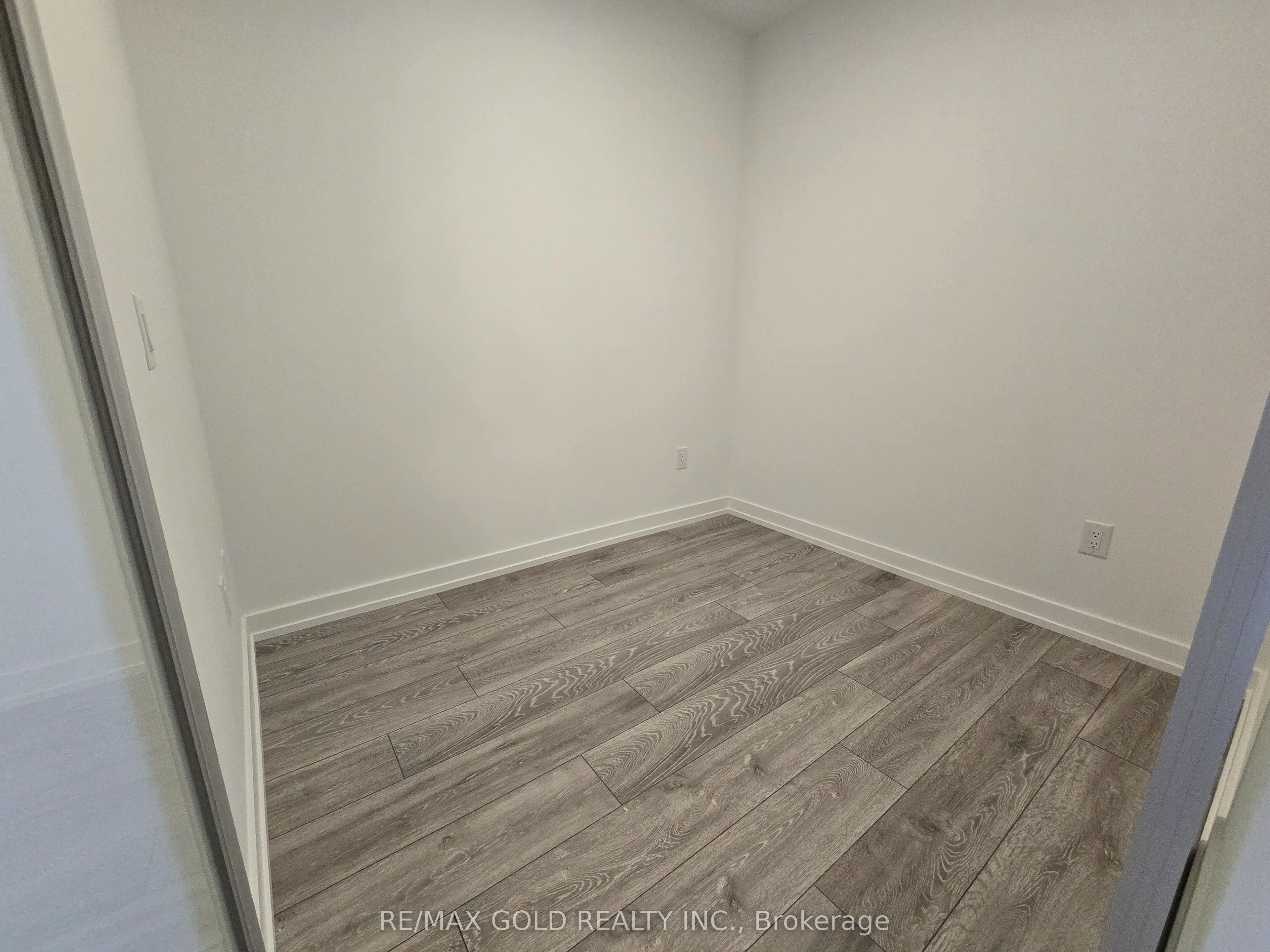 1100 Sheppard Avenue W, #1102