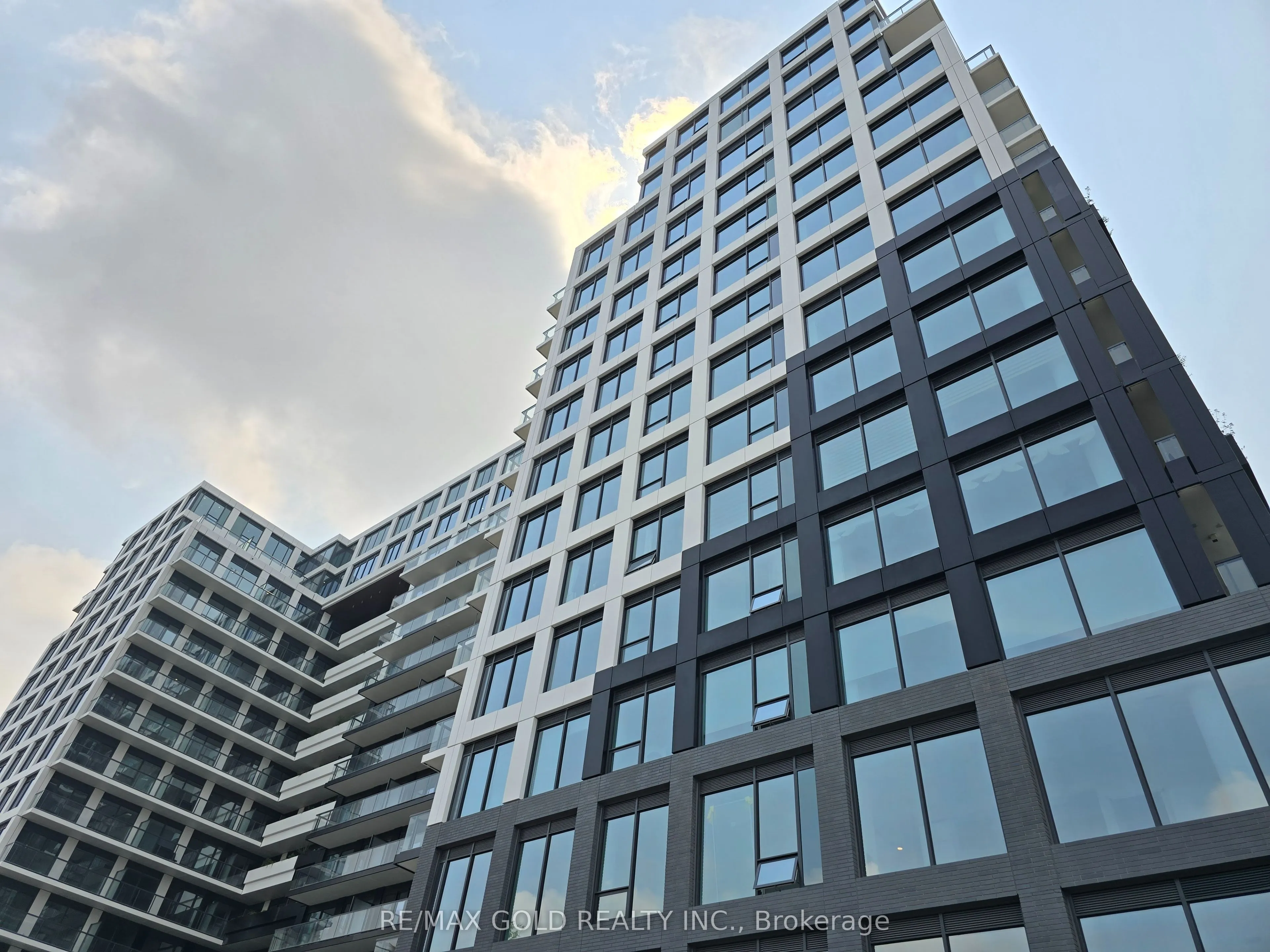 1100 Sheppard Avenue W, #1102