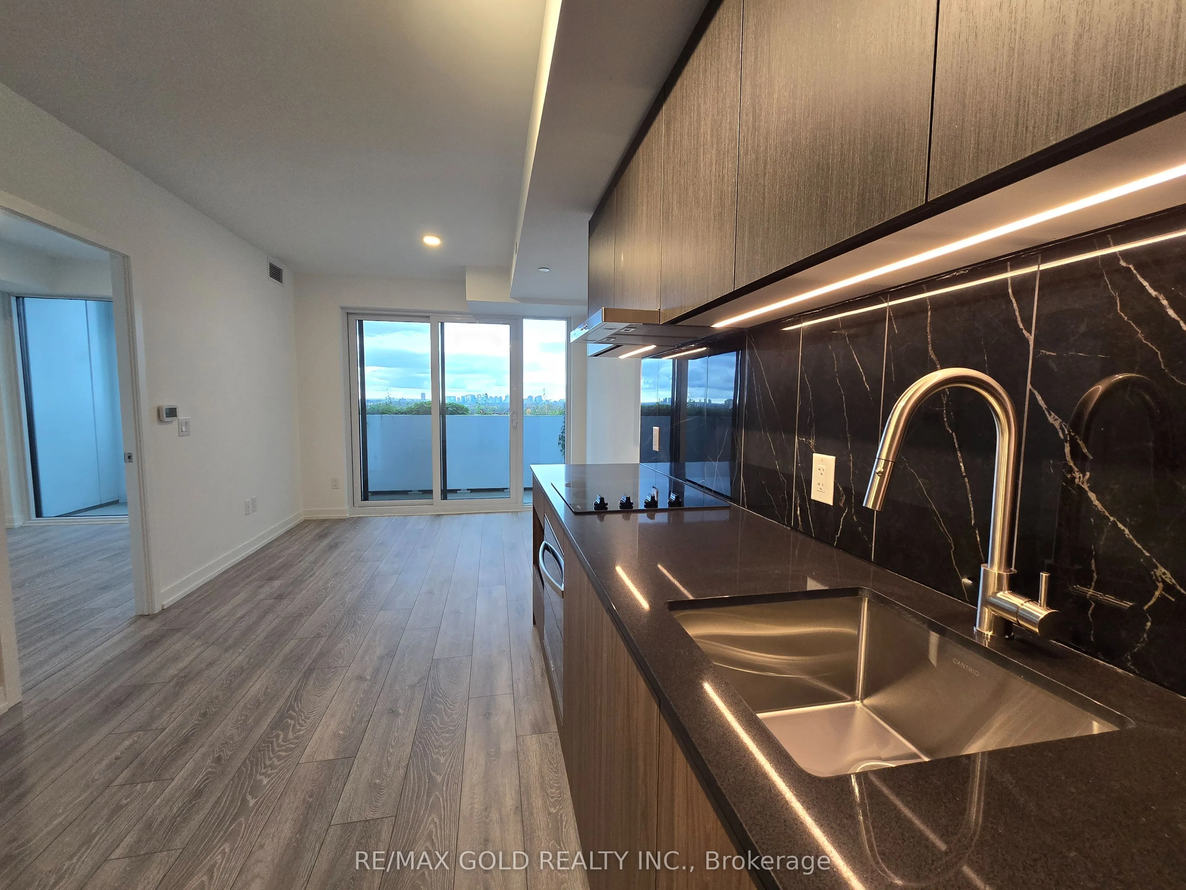 1100 Sheppard Avenue W, #1102