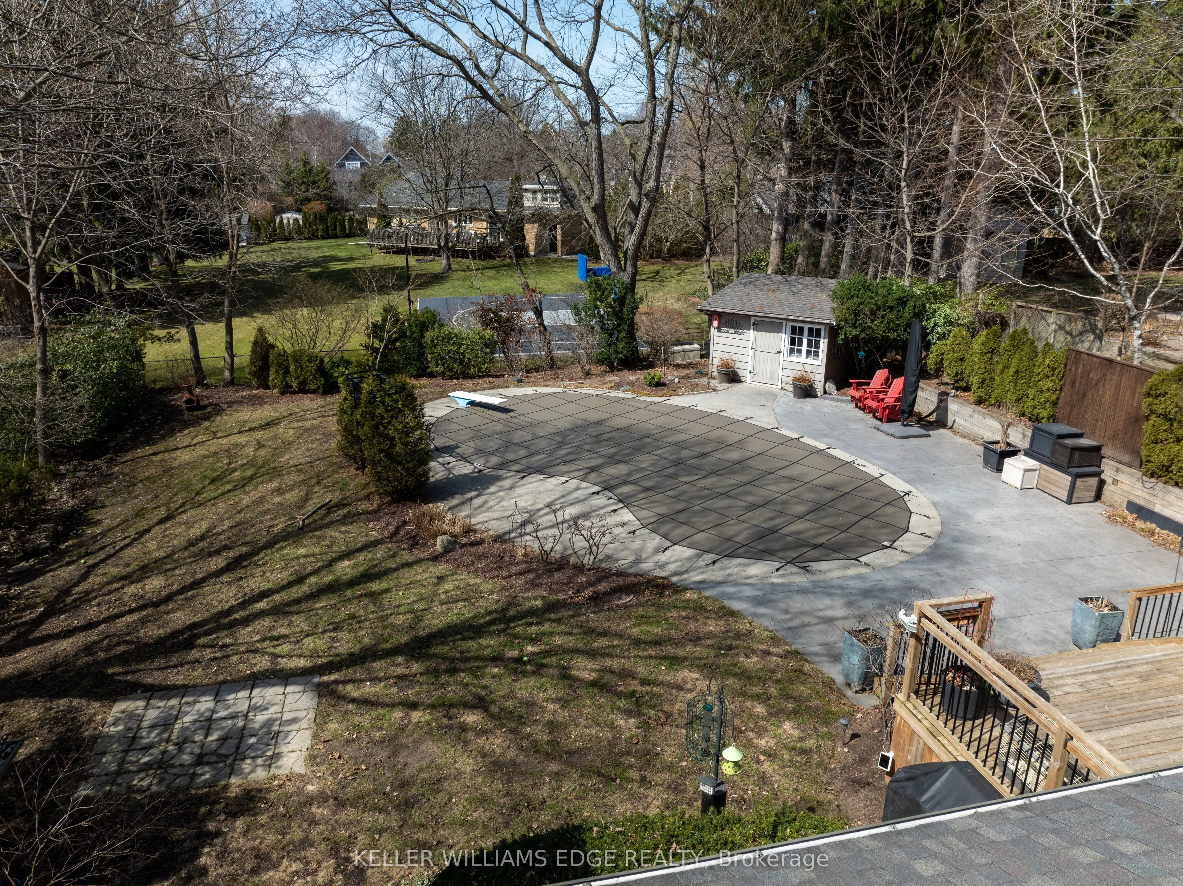4391 Lakeshore Road