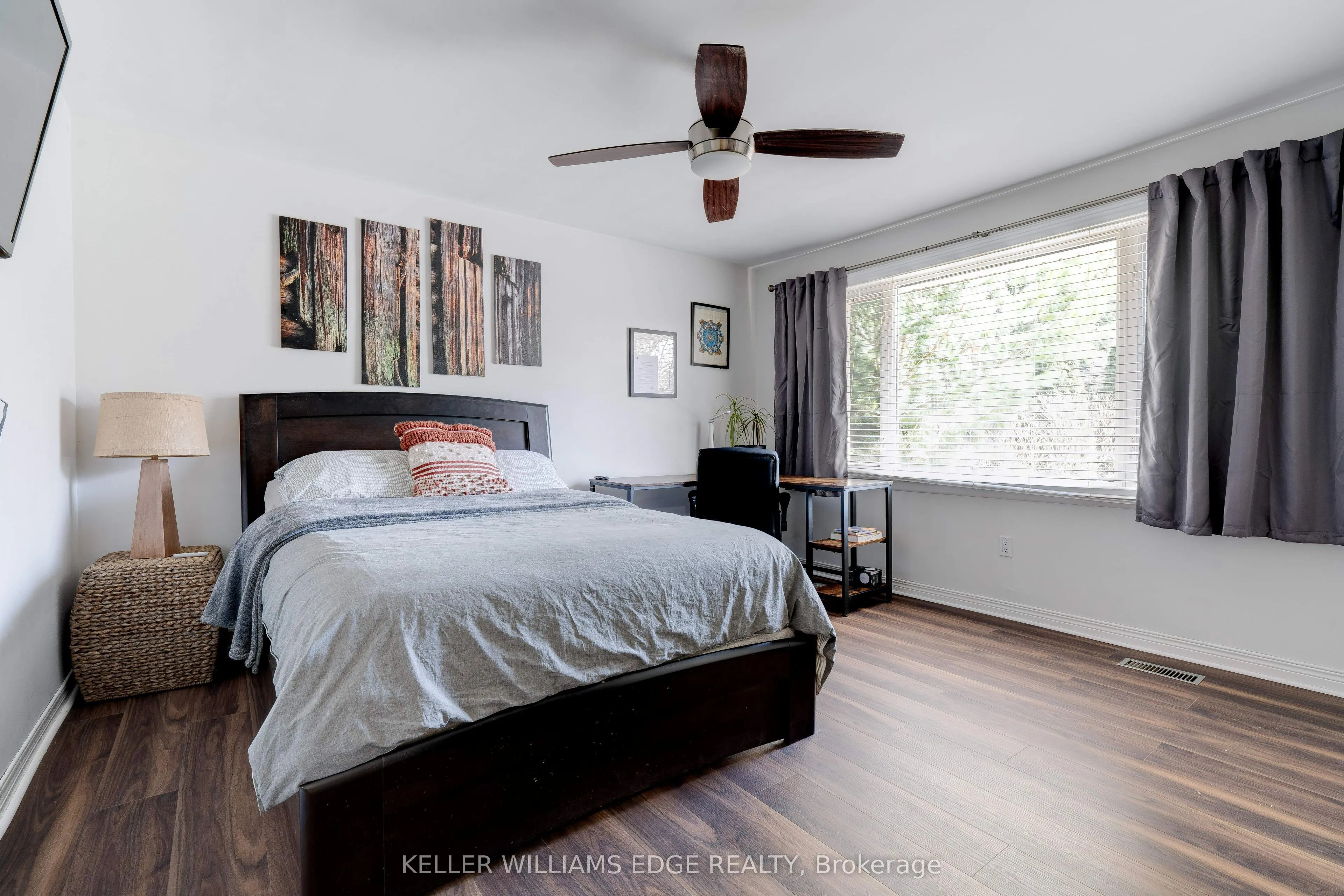 4391 Lakeshore Road