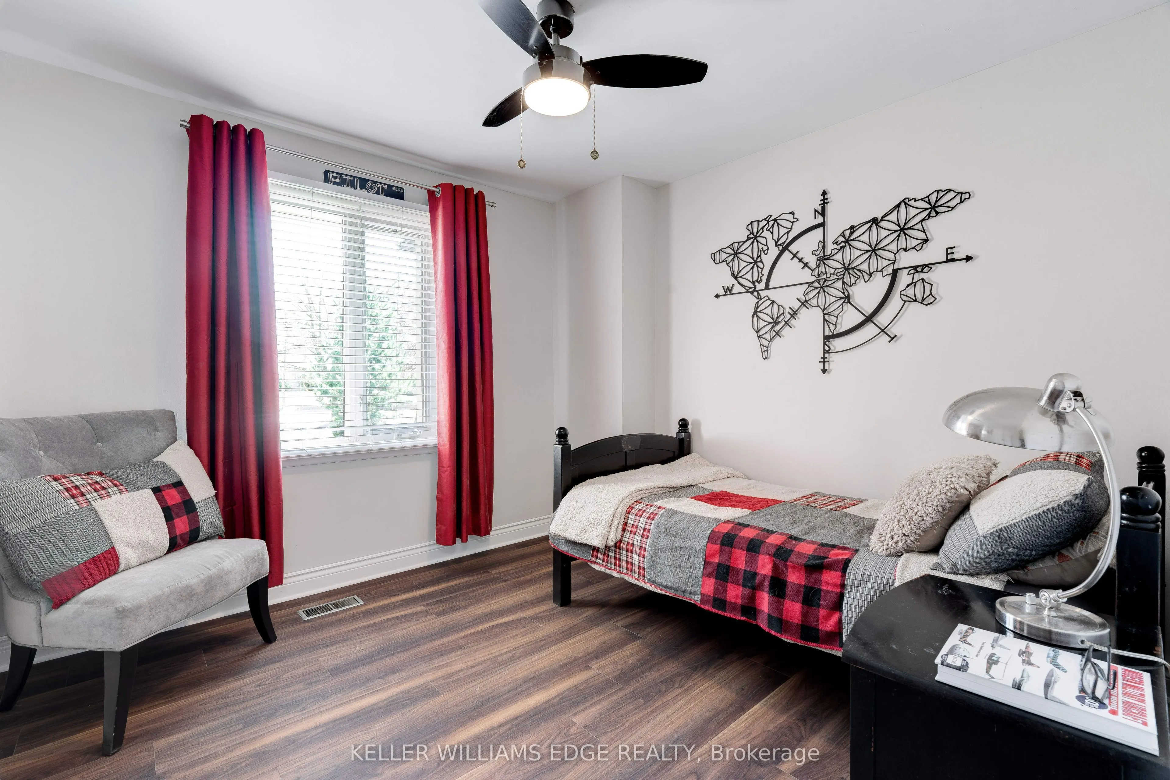 4391 Lakeshore Road