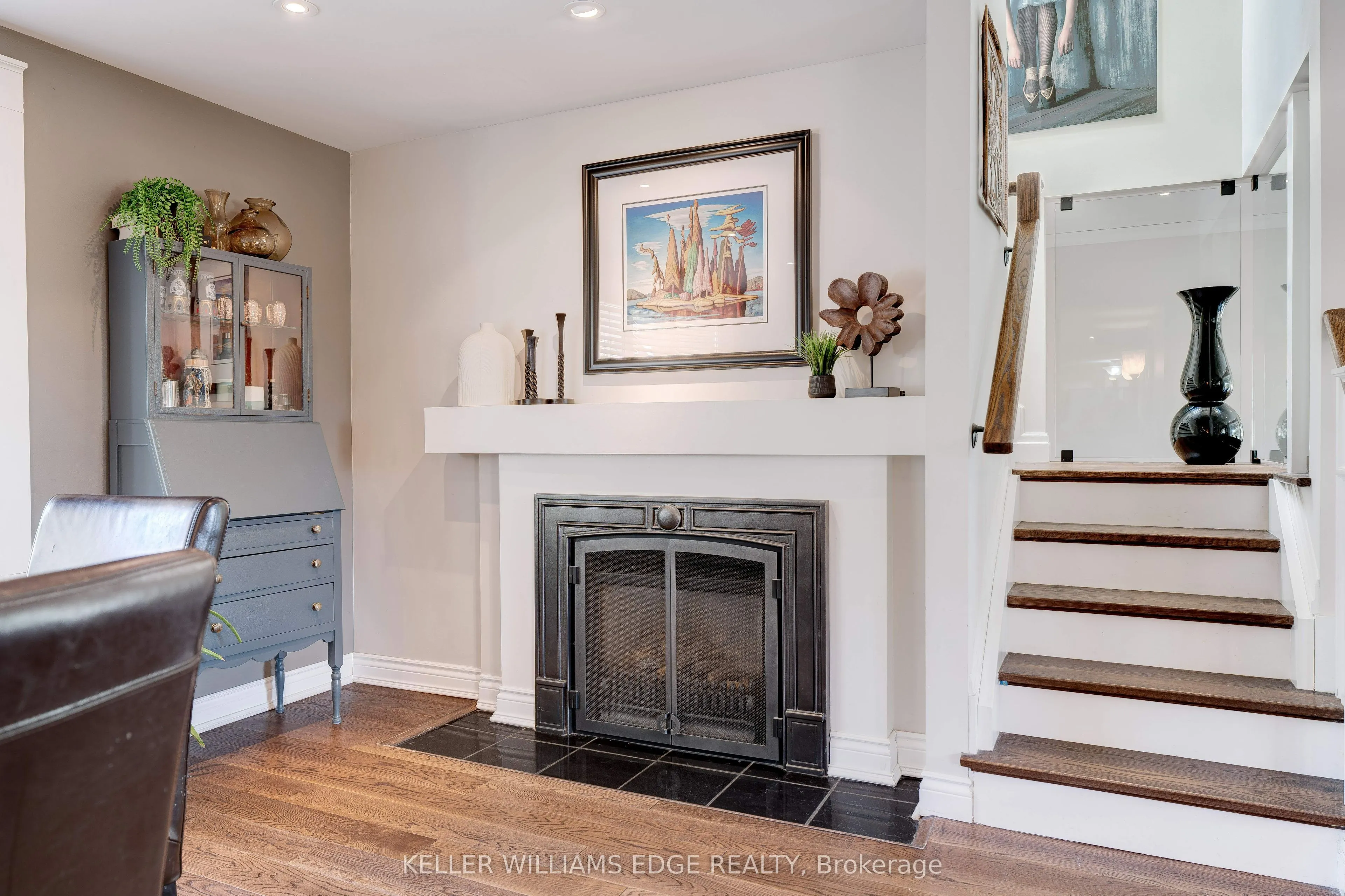 4391 Lakeshore Road