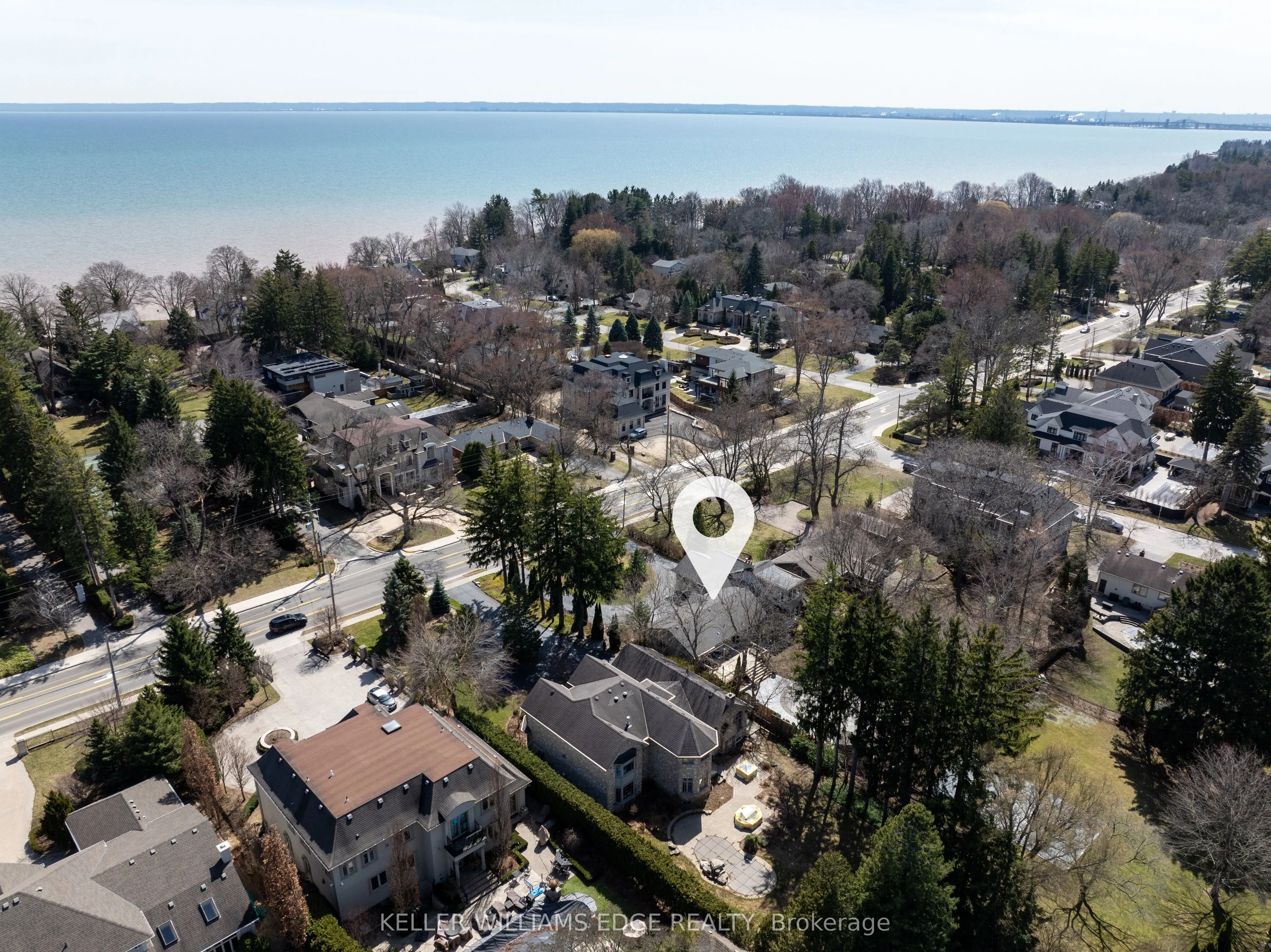 4391 Lakeshore Road