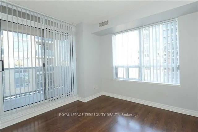 5 Michael Power Place, #1503
