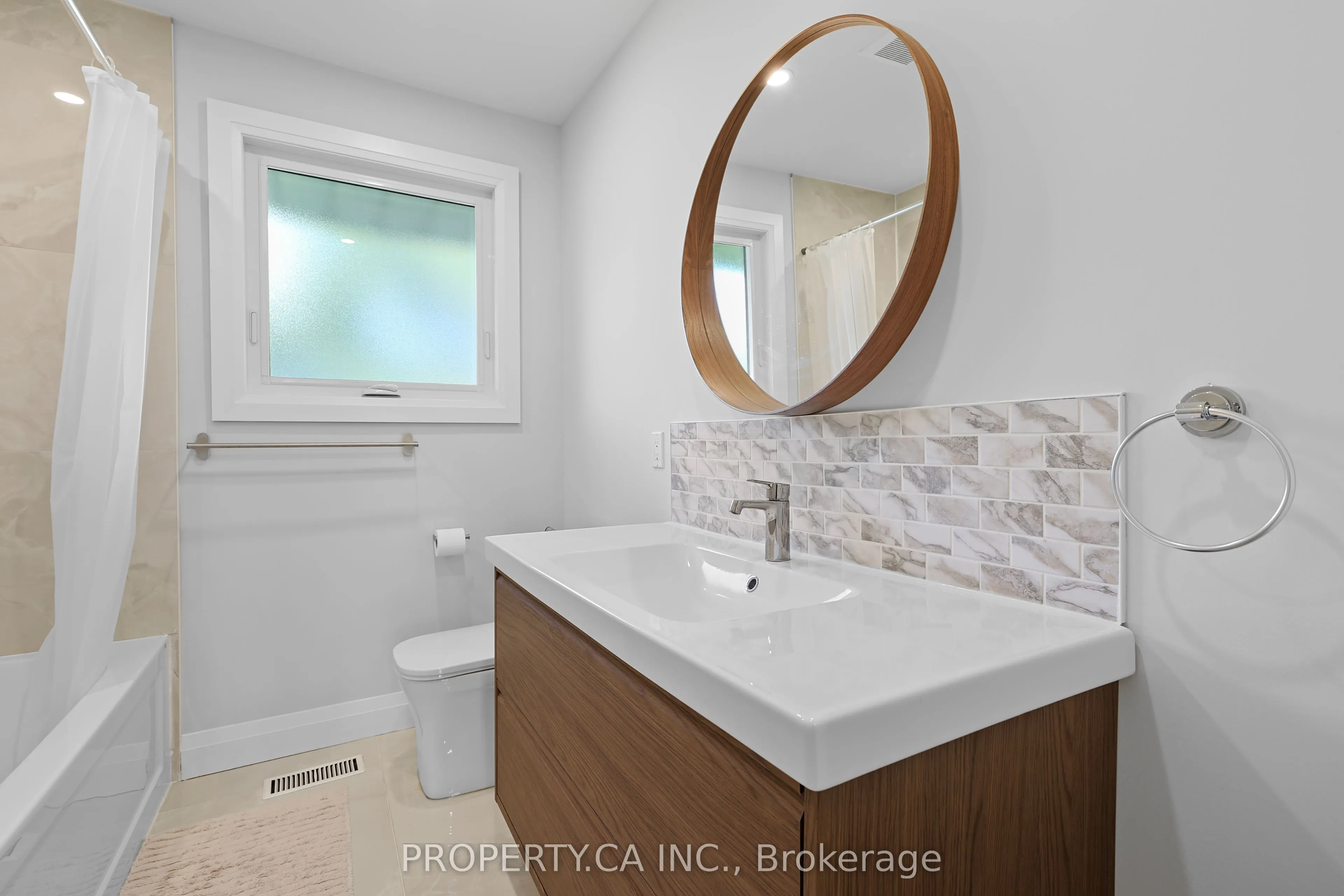 132 Princess Anne Crescent