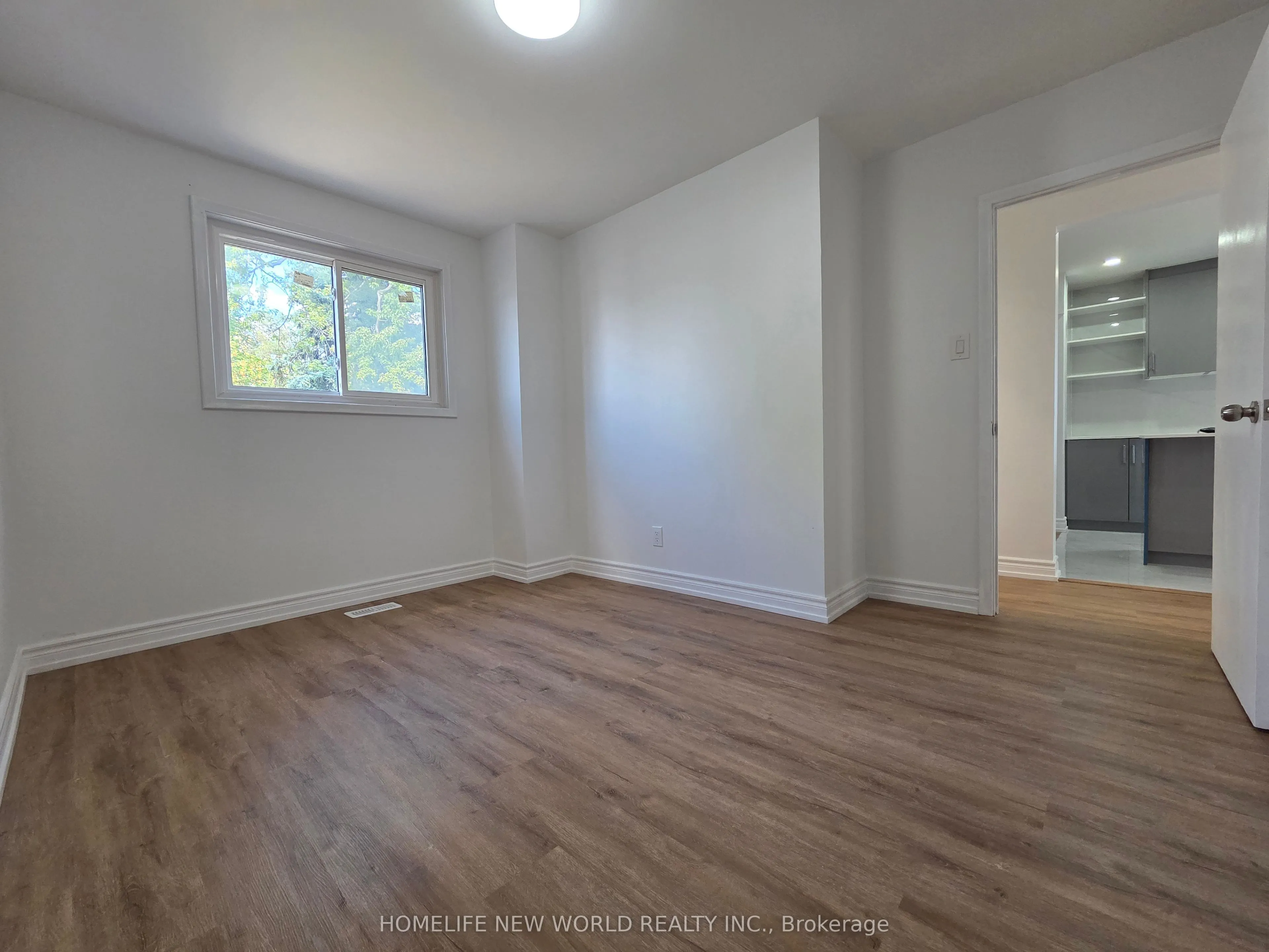 81 Taysham Crescent, #Main