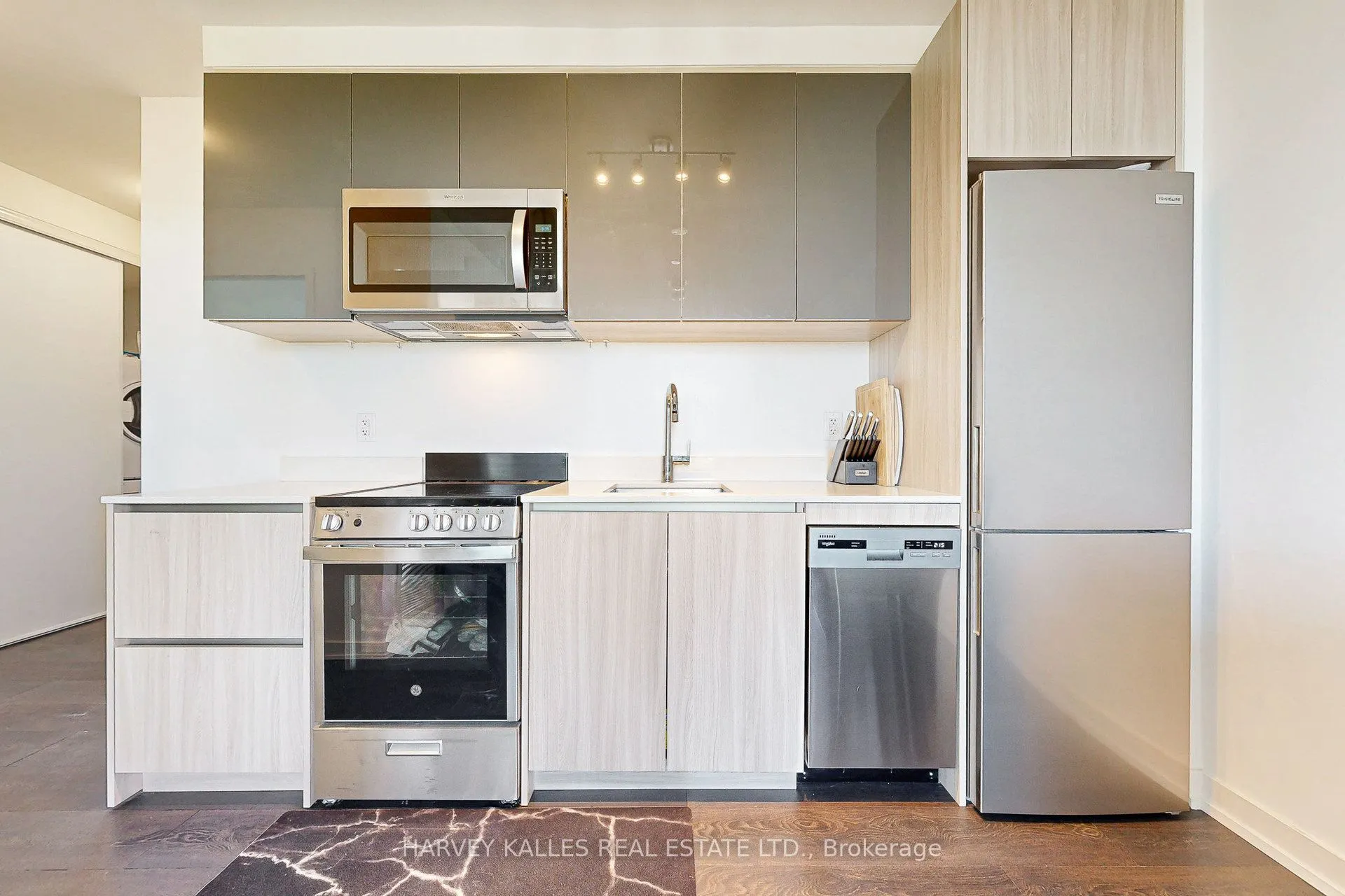 3100 Keele Street, #703