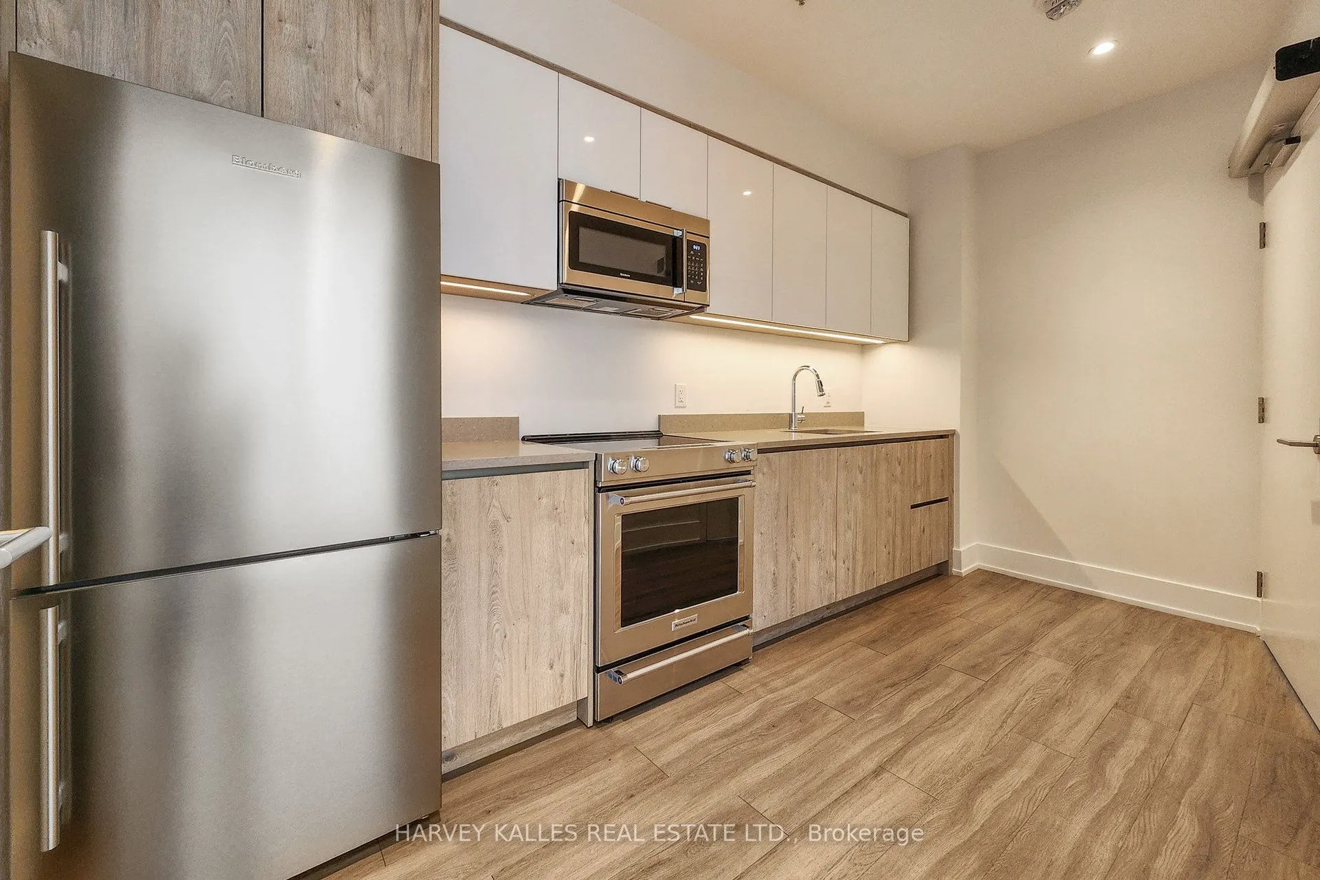 3100 Keele Street, #703