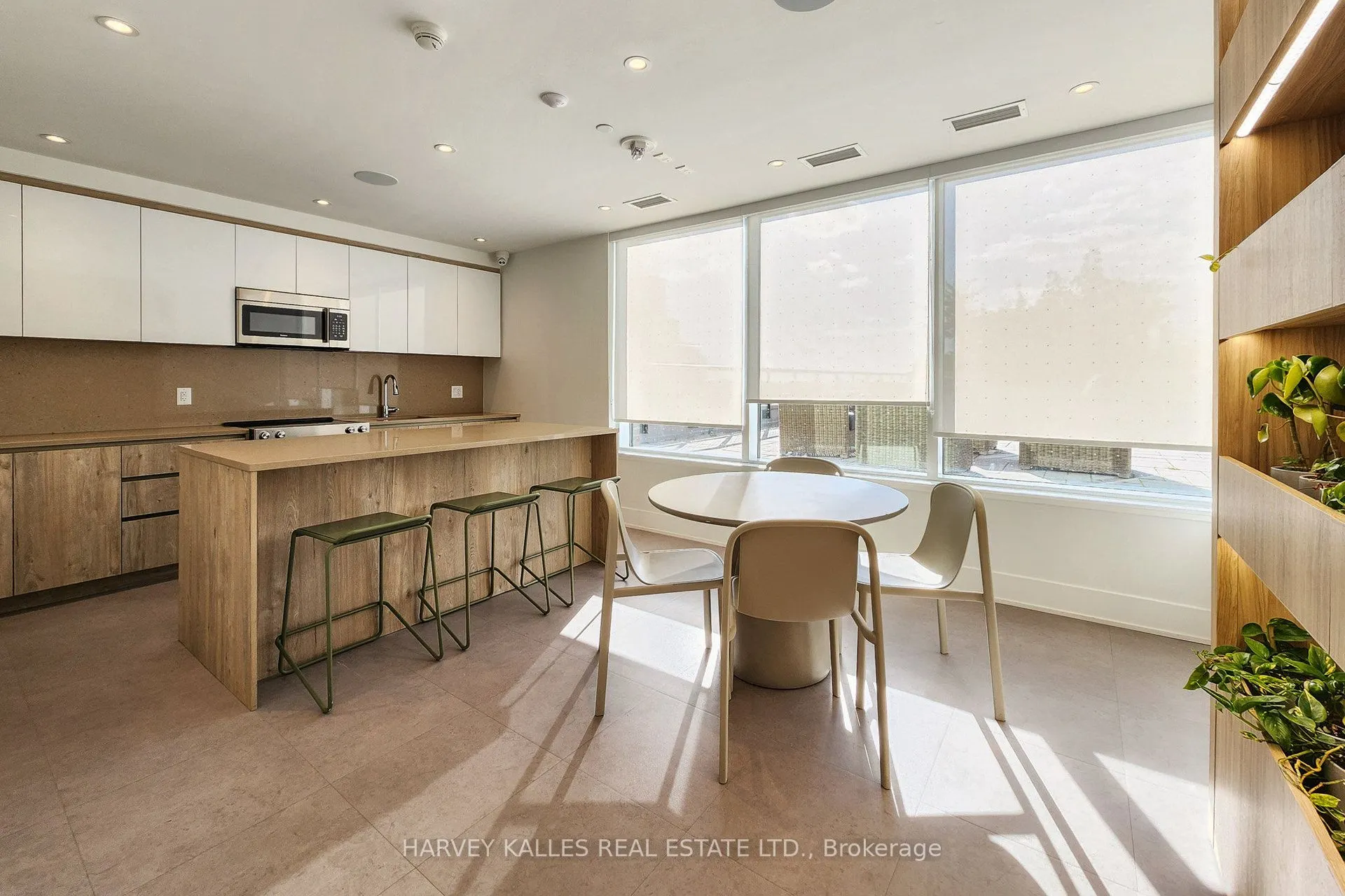 3100 Keele Street, #703
