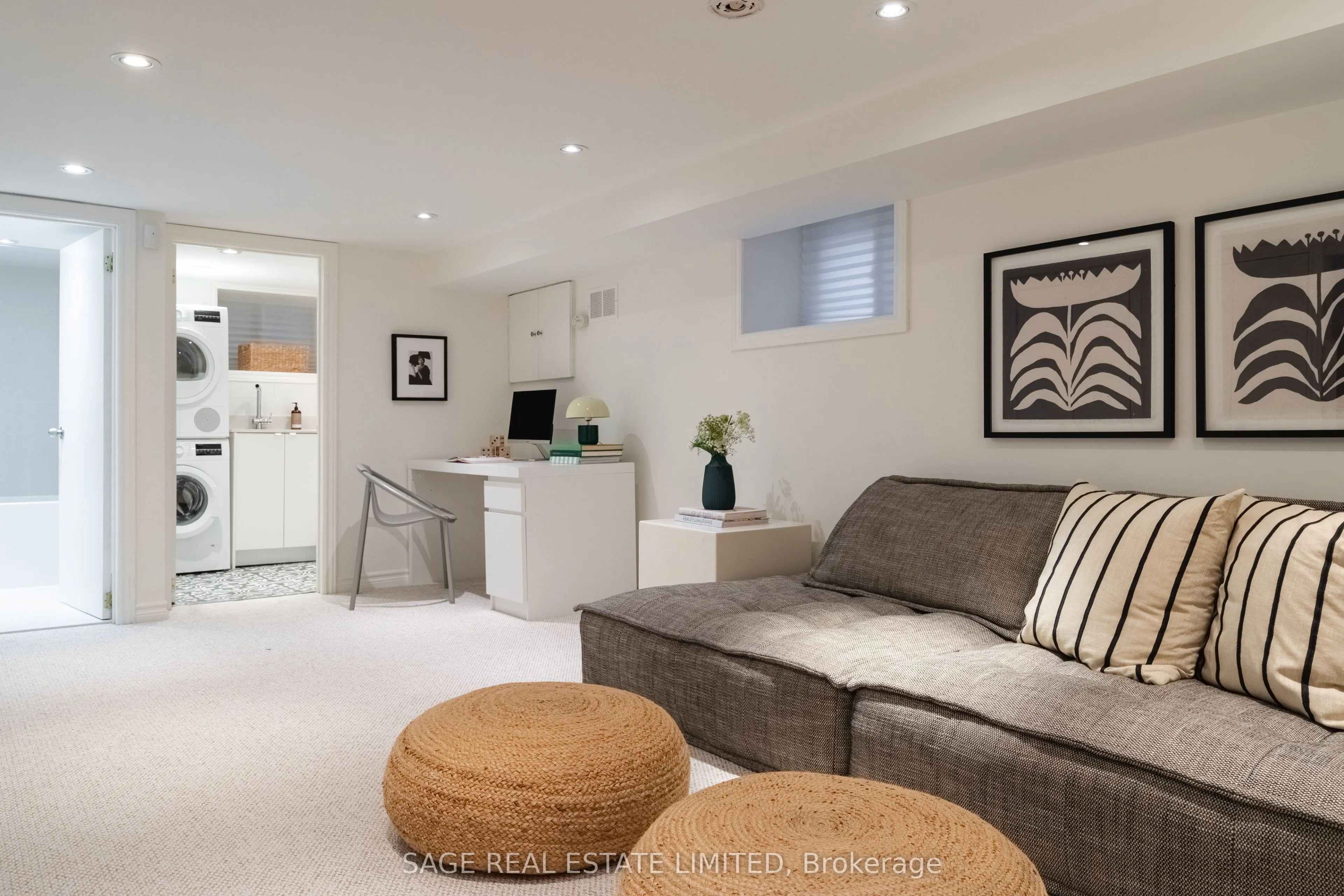 70 Medland Crescent