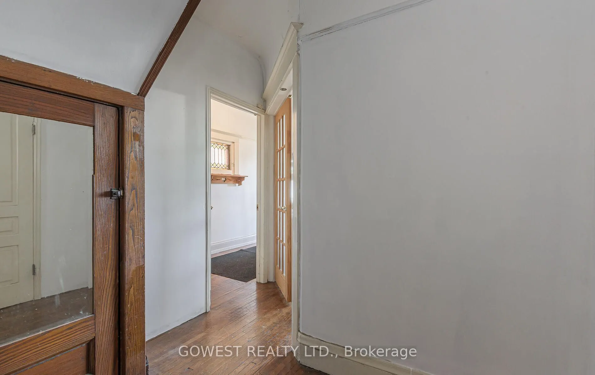 16 Edna Avenue