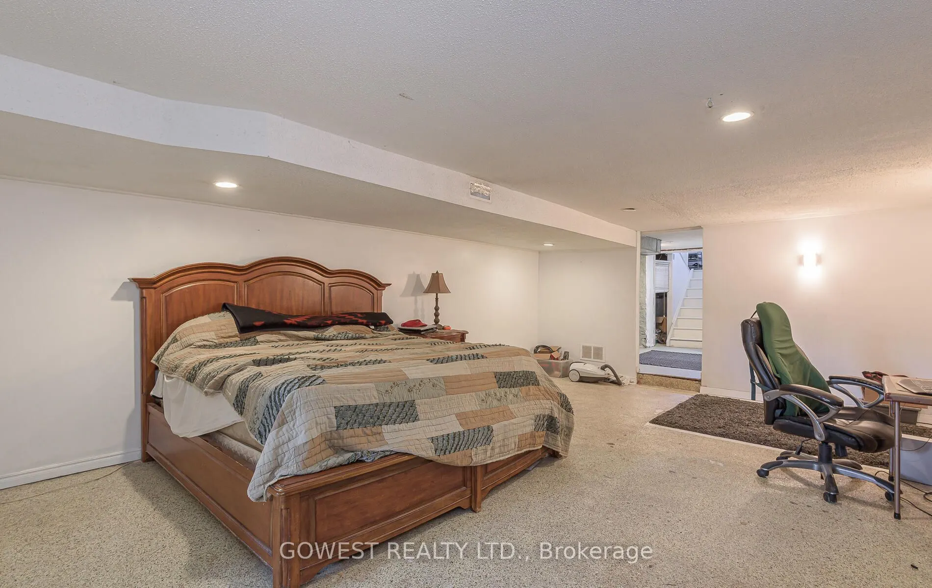 16 Edna Avenue