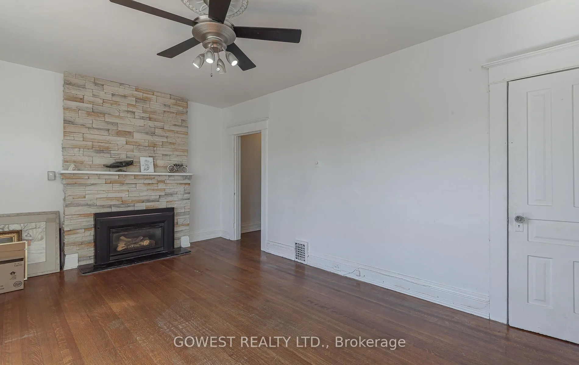 16 Edna Avenue