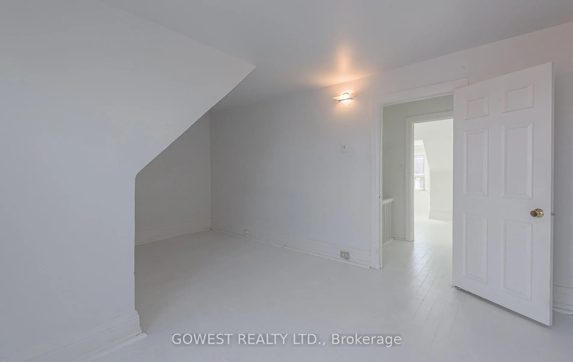 16 Edna Avenue