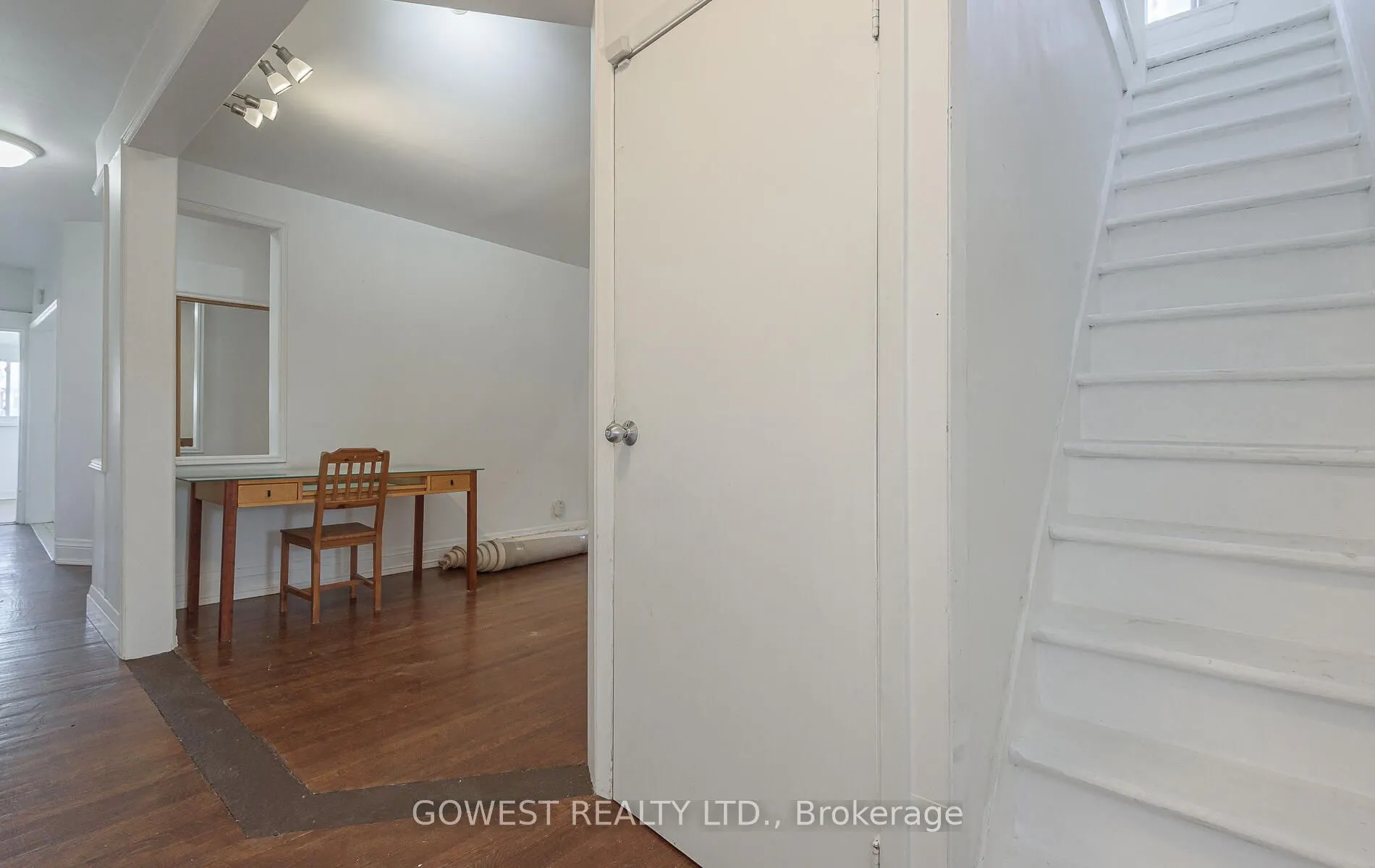 16 Edna Avenue