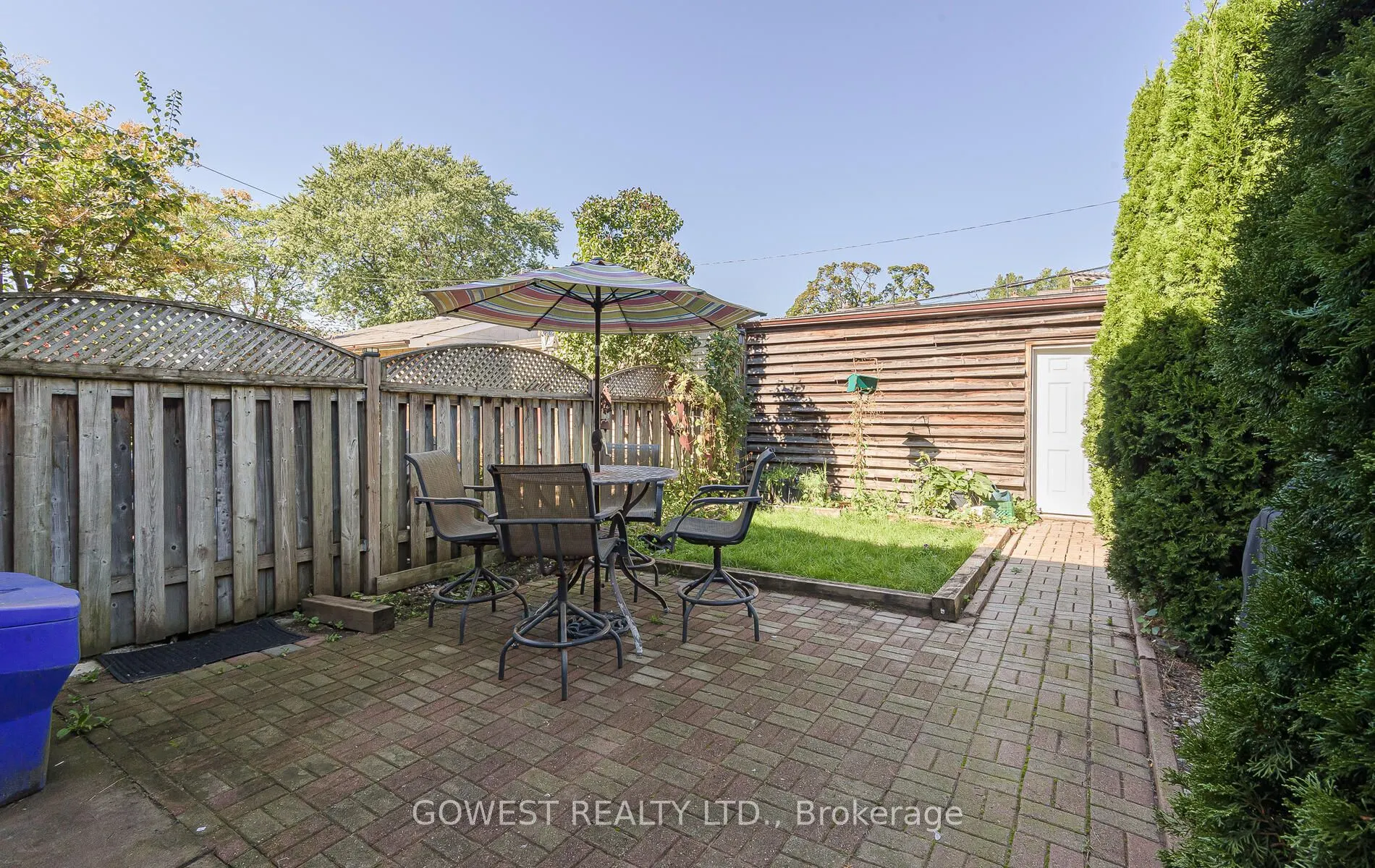 16 Edna Avenue