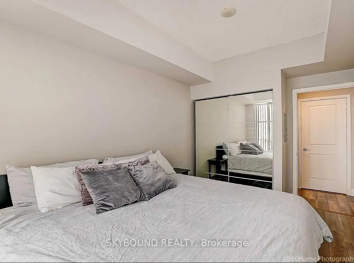 90 Absolute Avenue, #2305