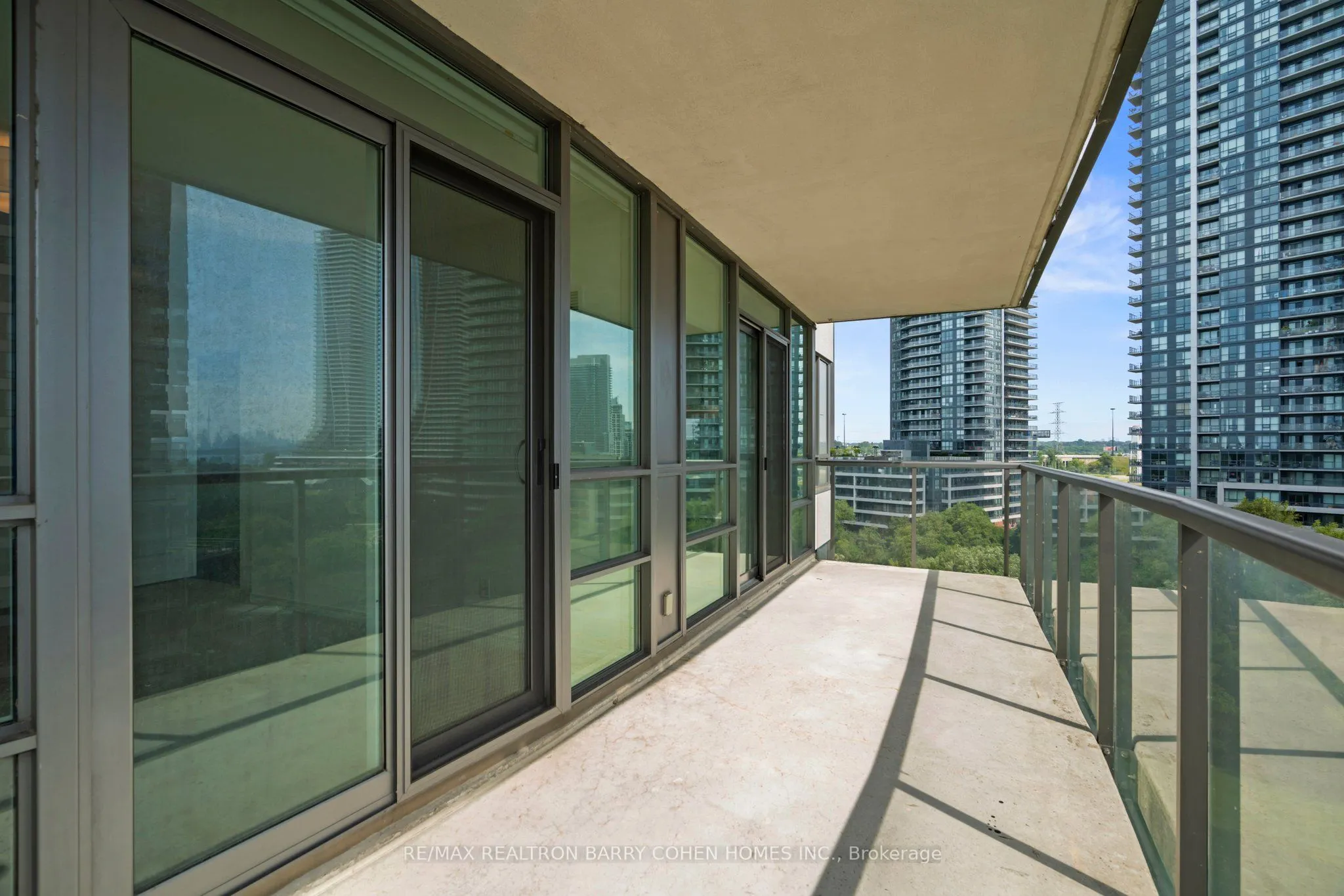 15 Legion Road, #806