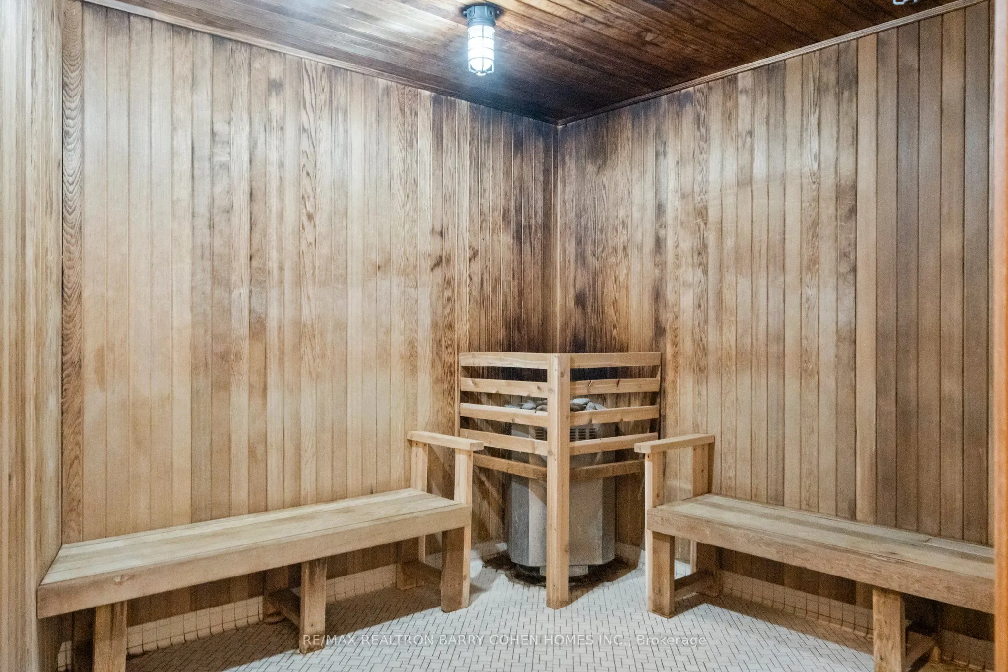 15 Legion Road, #806