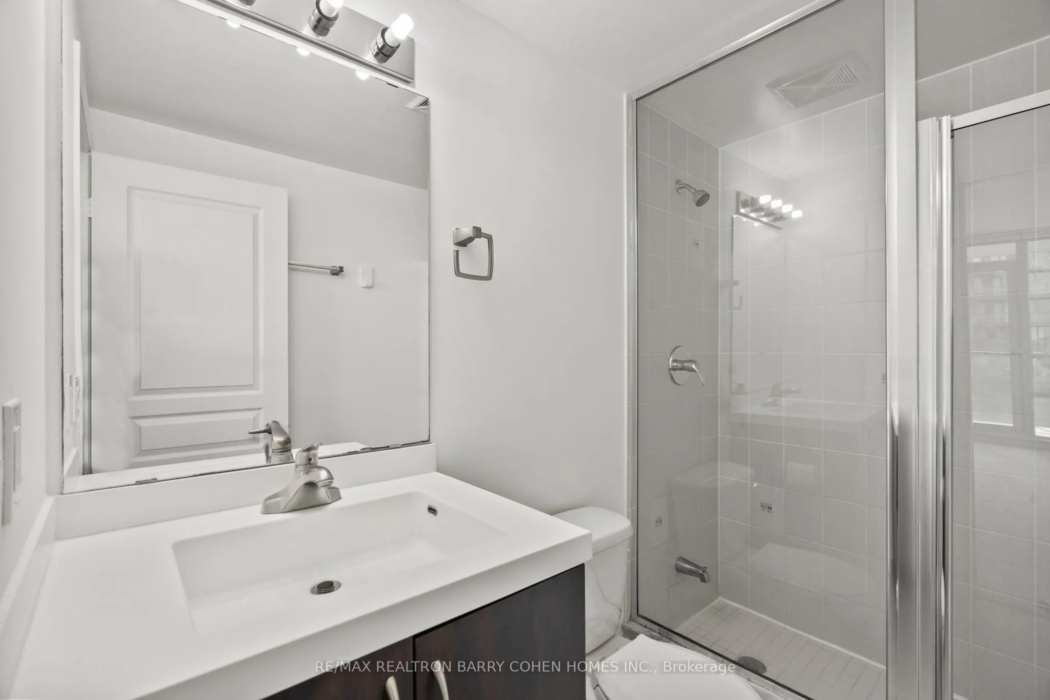 15 Legion Road, #806
