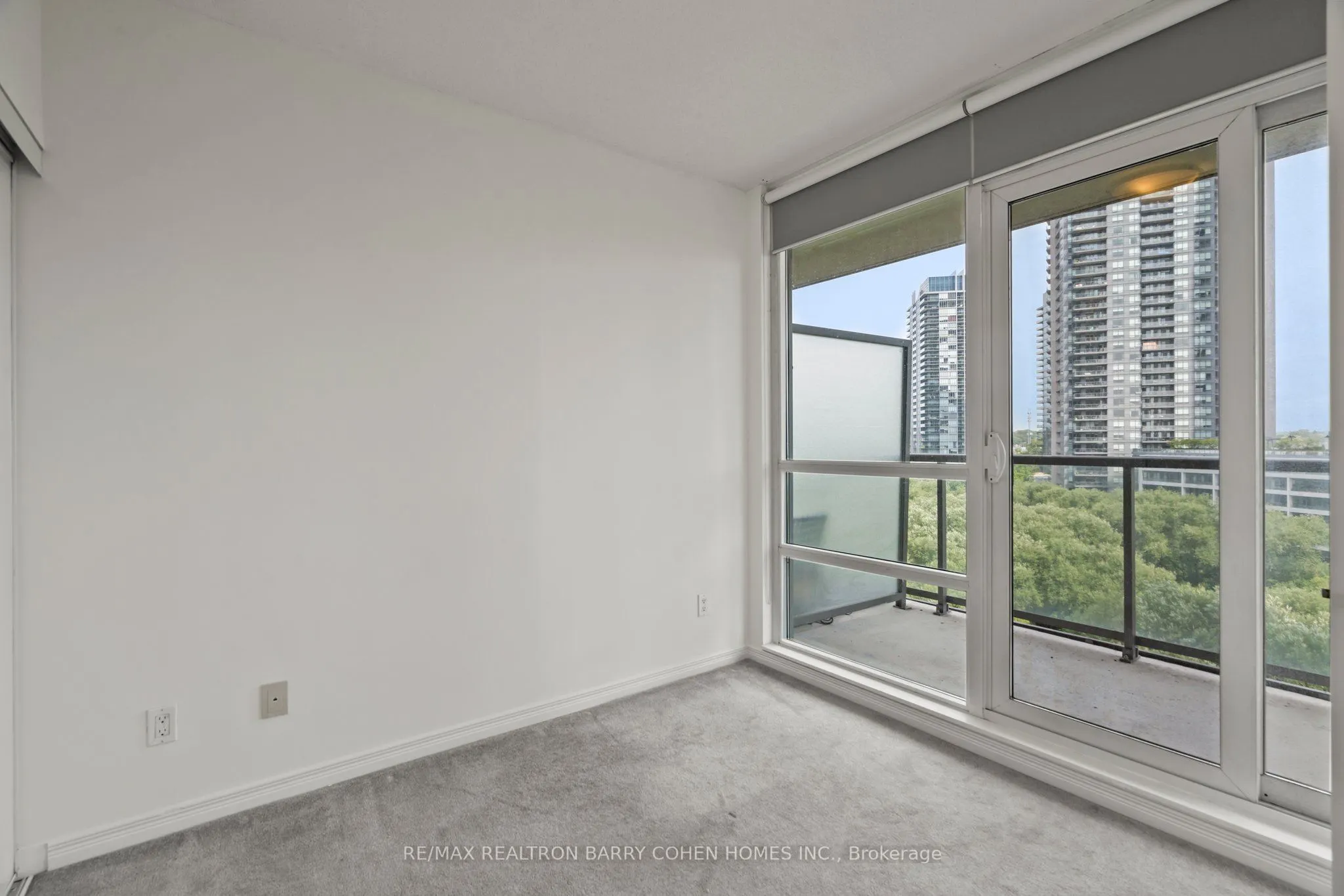 15 Legion Road, #806