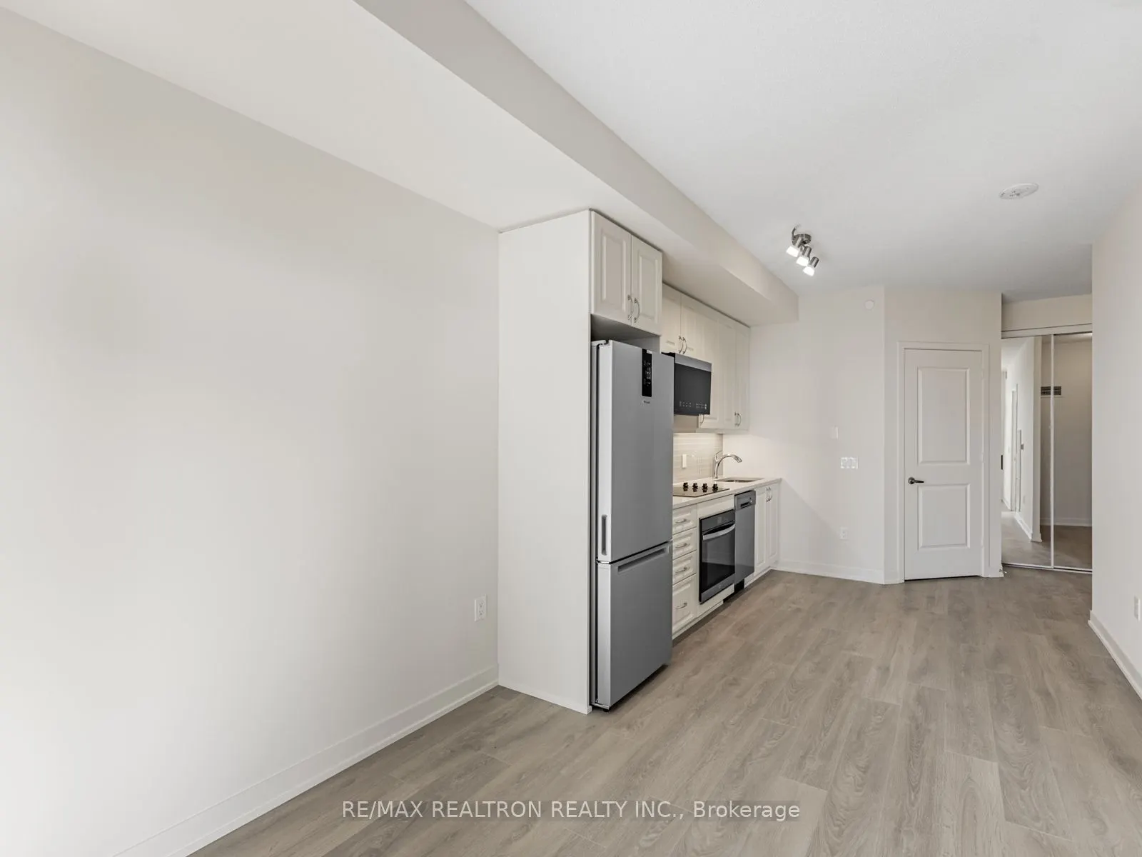 38 Annie Craig Drive, #4106