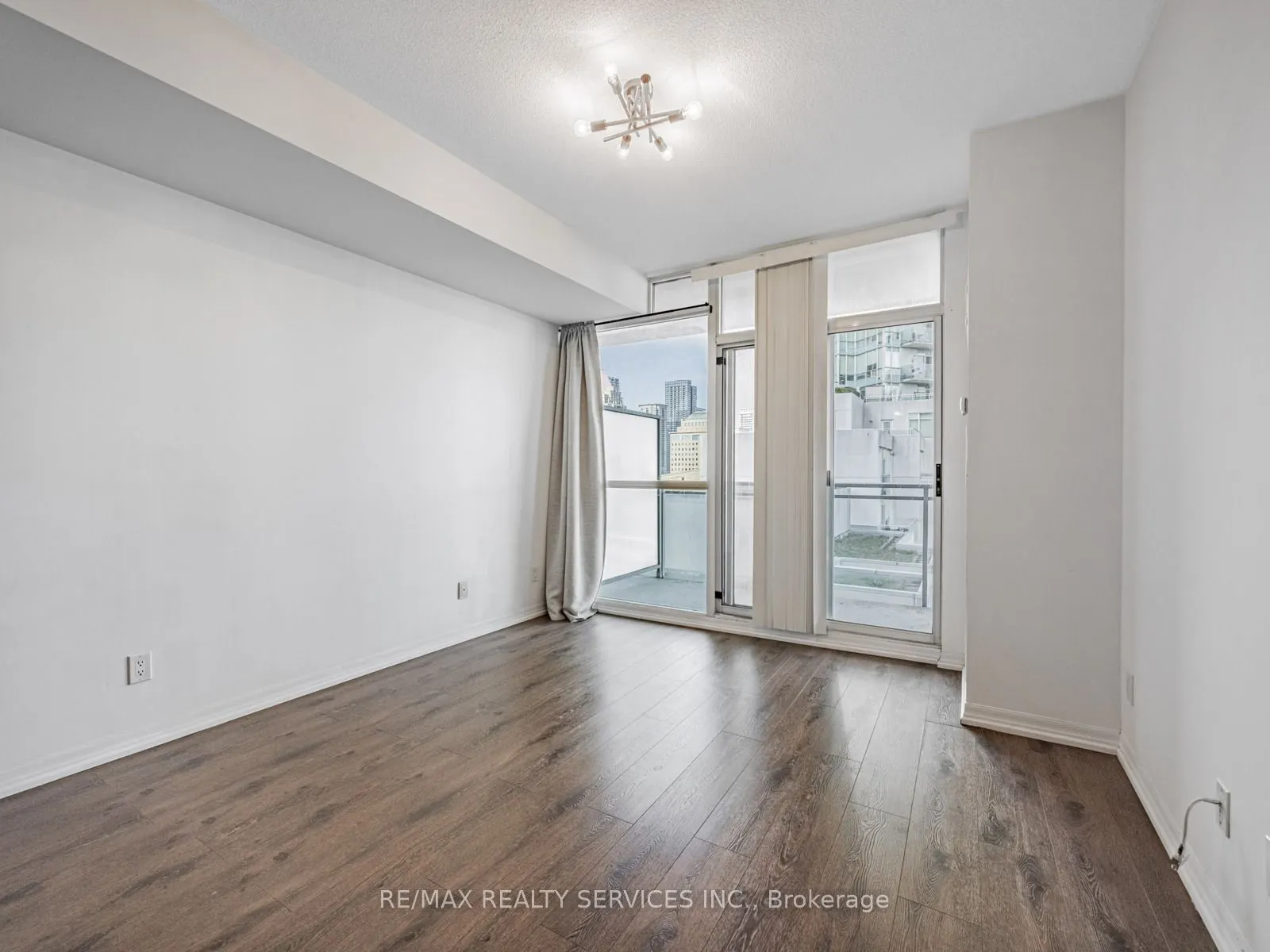 225 Webb Drive, #1004