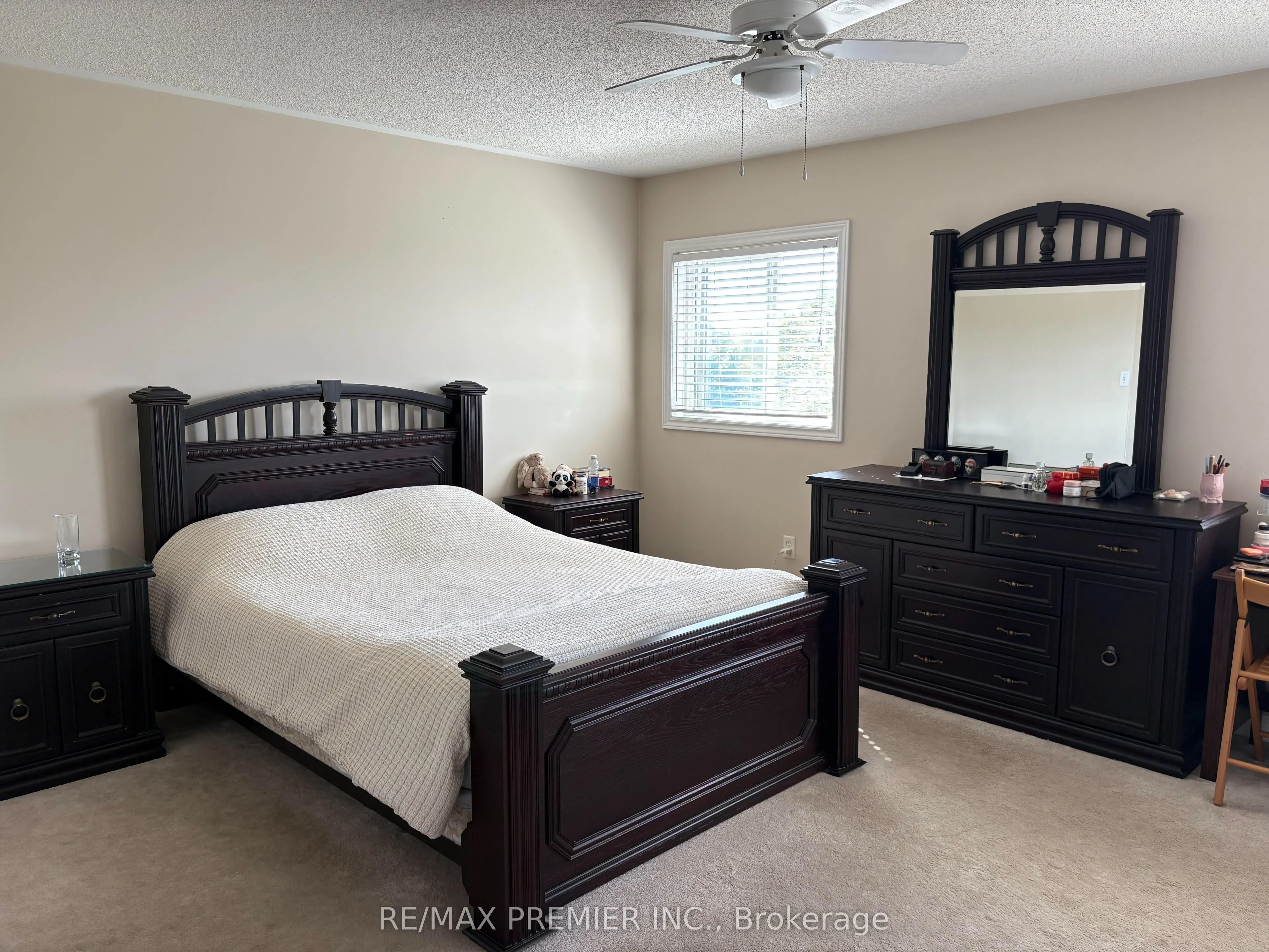 85 Meadow Oak Place
