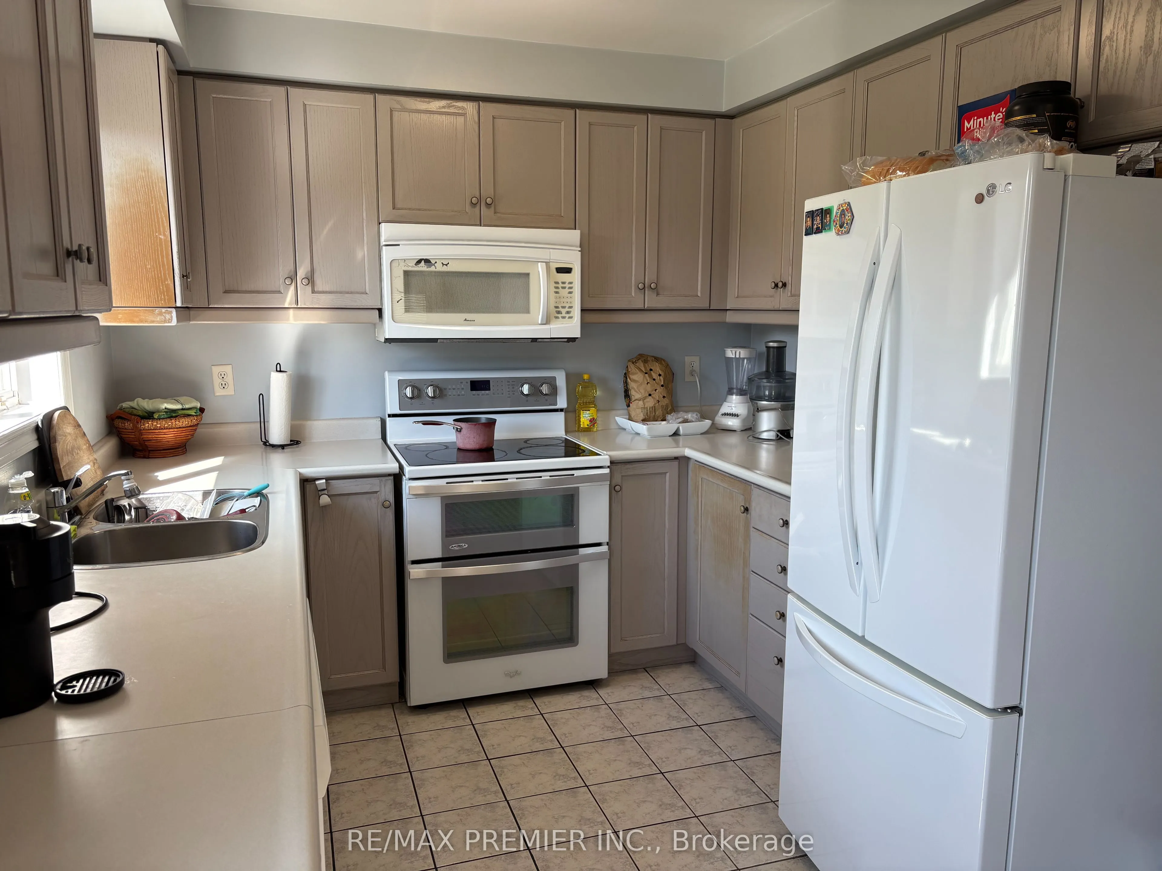 85 Meadow Oak Place