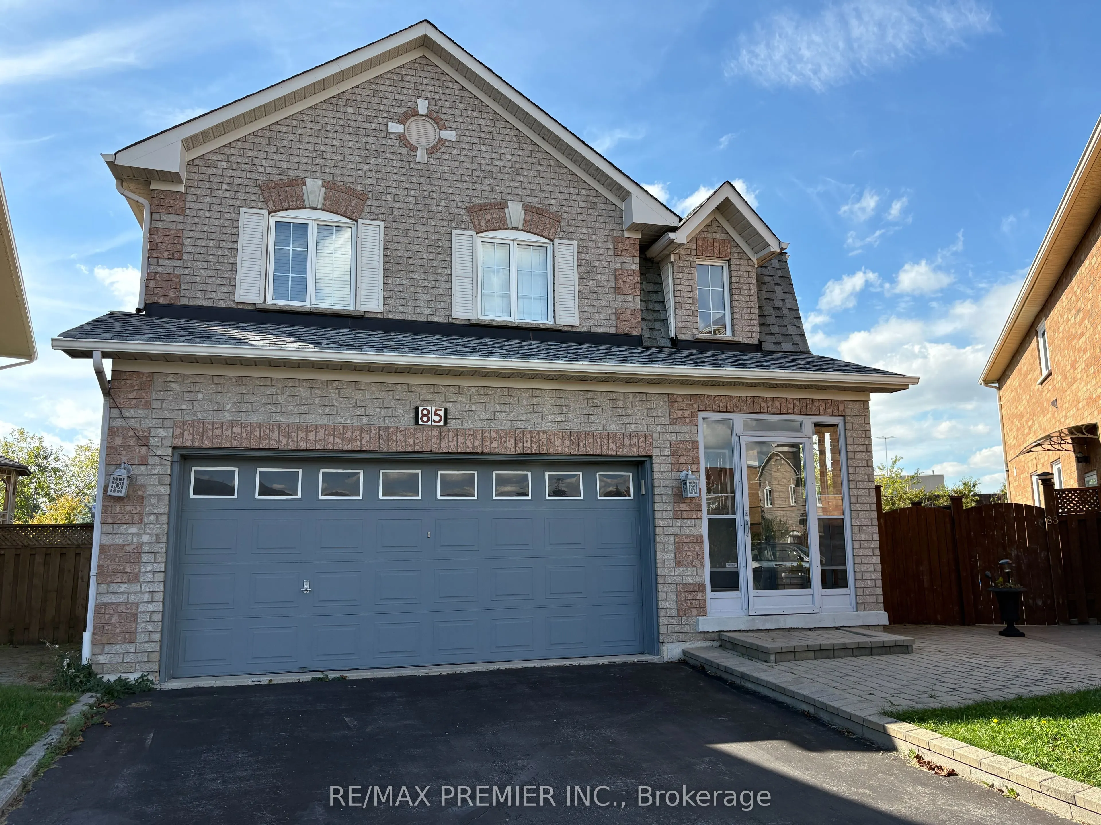 85 Meadow Oak Place
