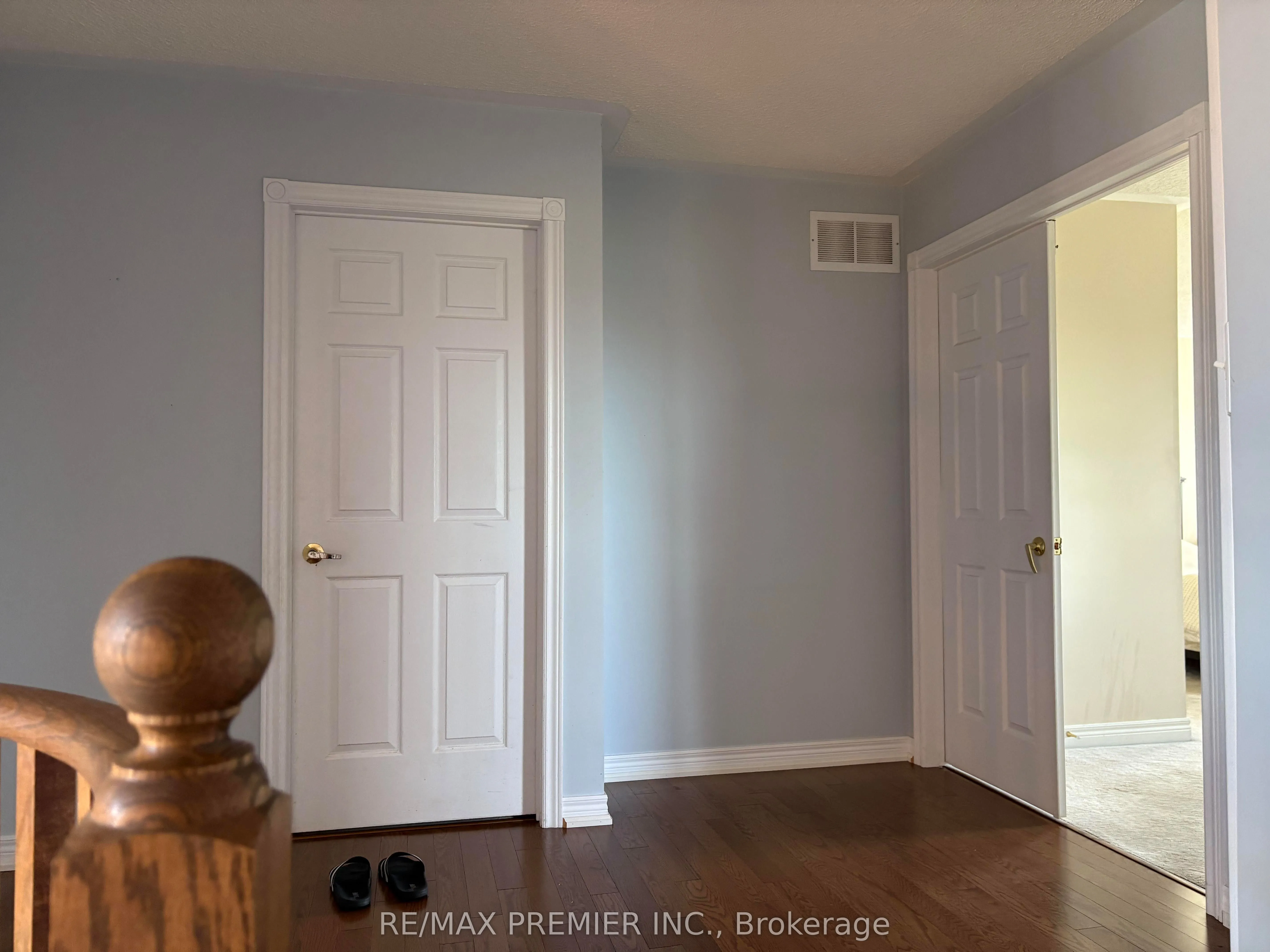 85 Meadow Oak Place
