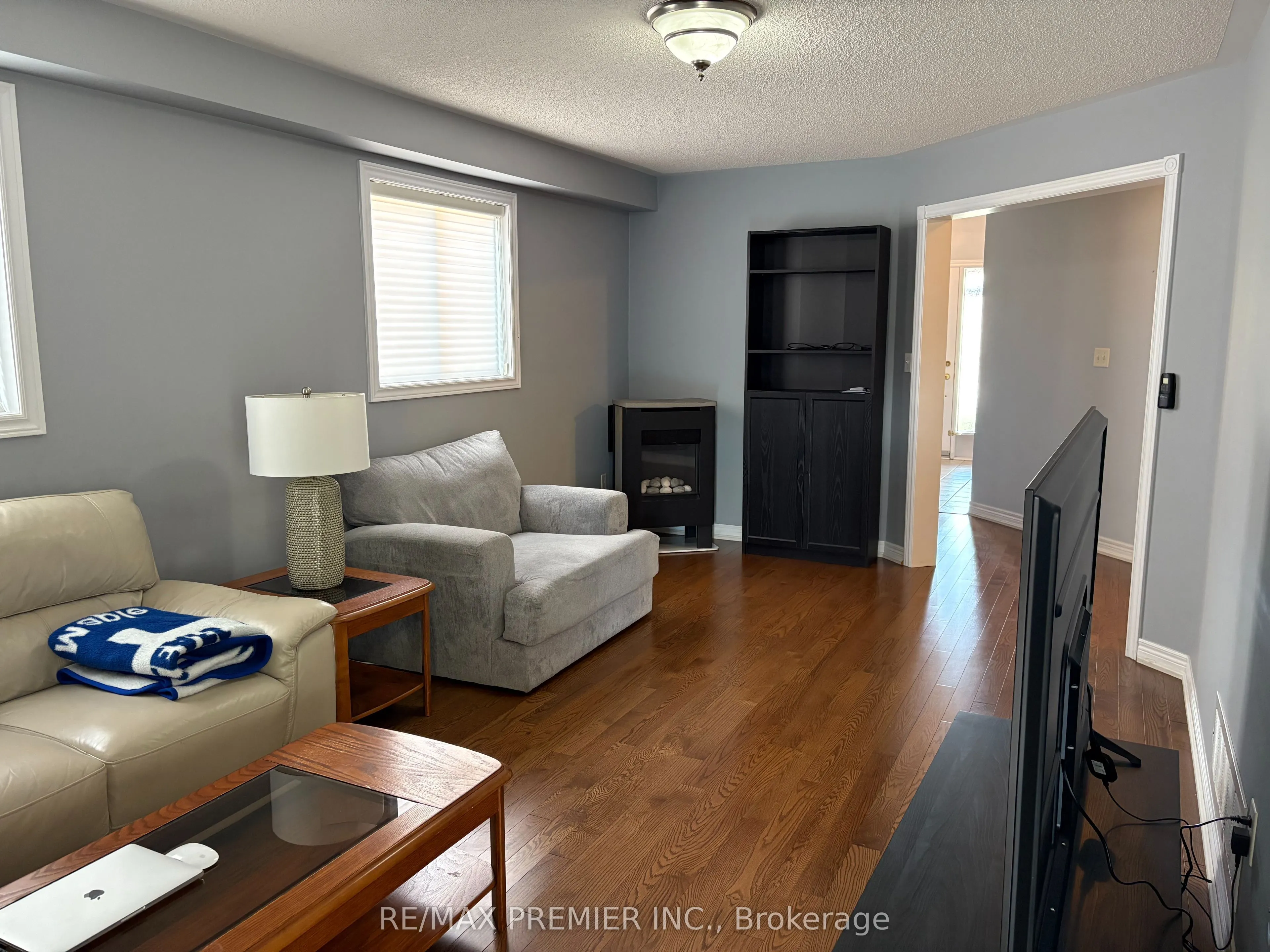 85 Meadow Oak Place