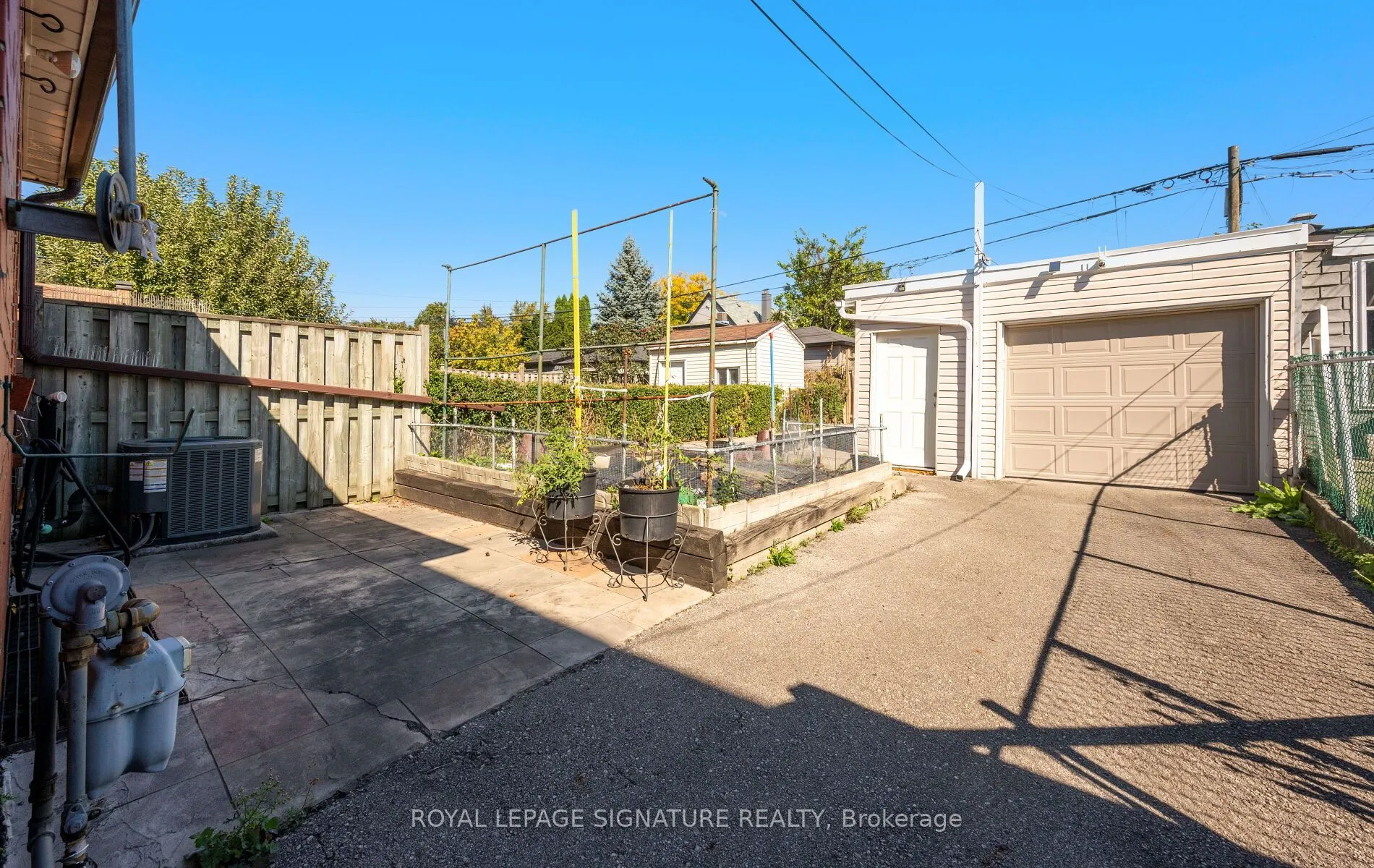 69 Chambers Avenue