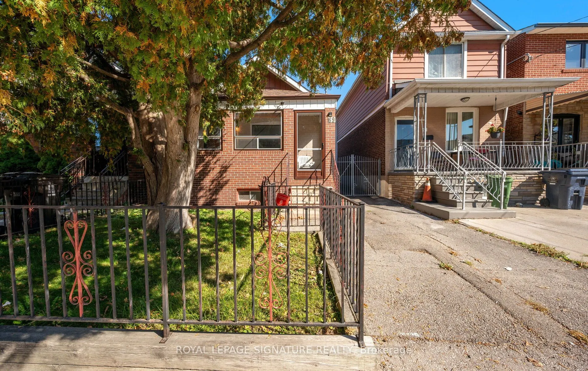 69 Chambers Avenue