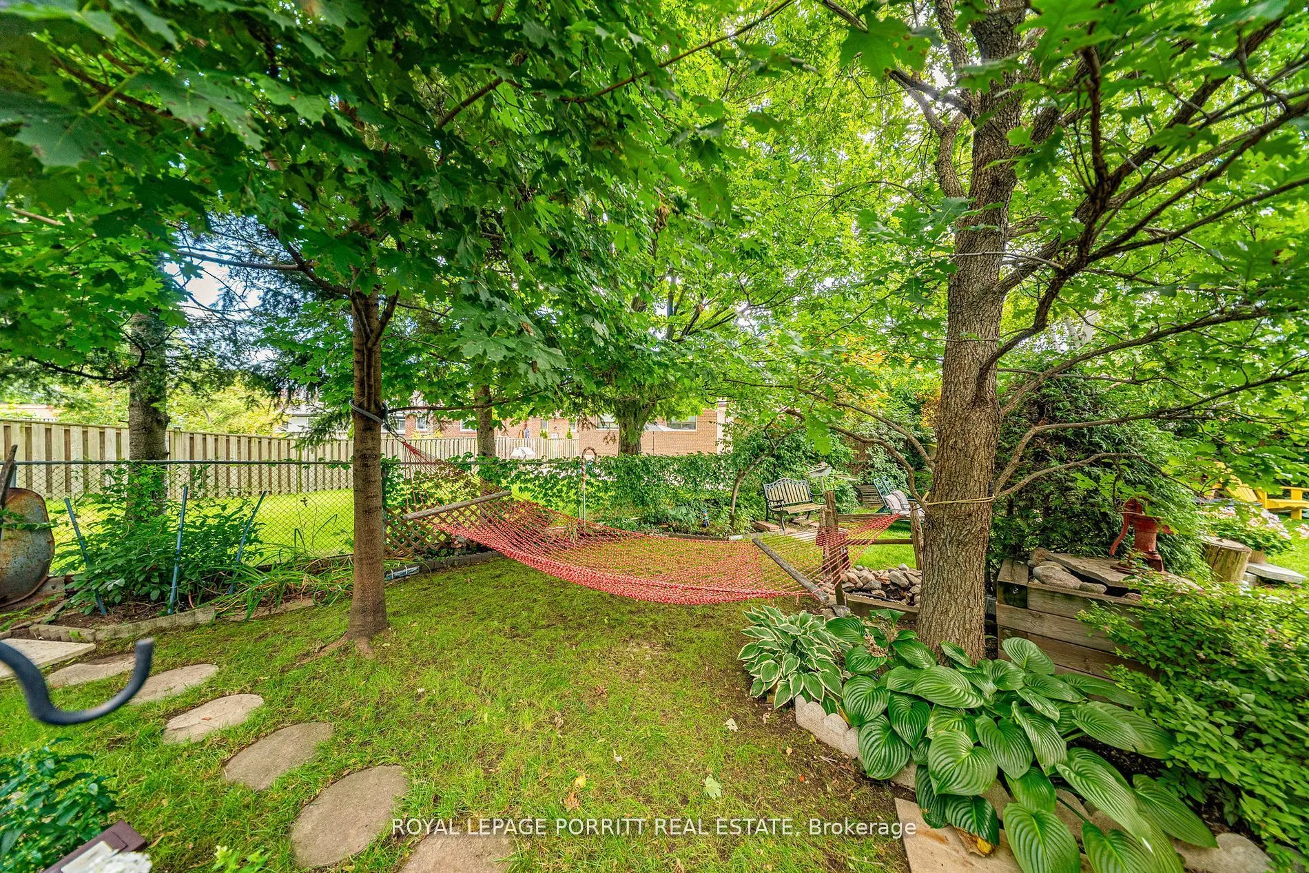 26 Richland Crescent