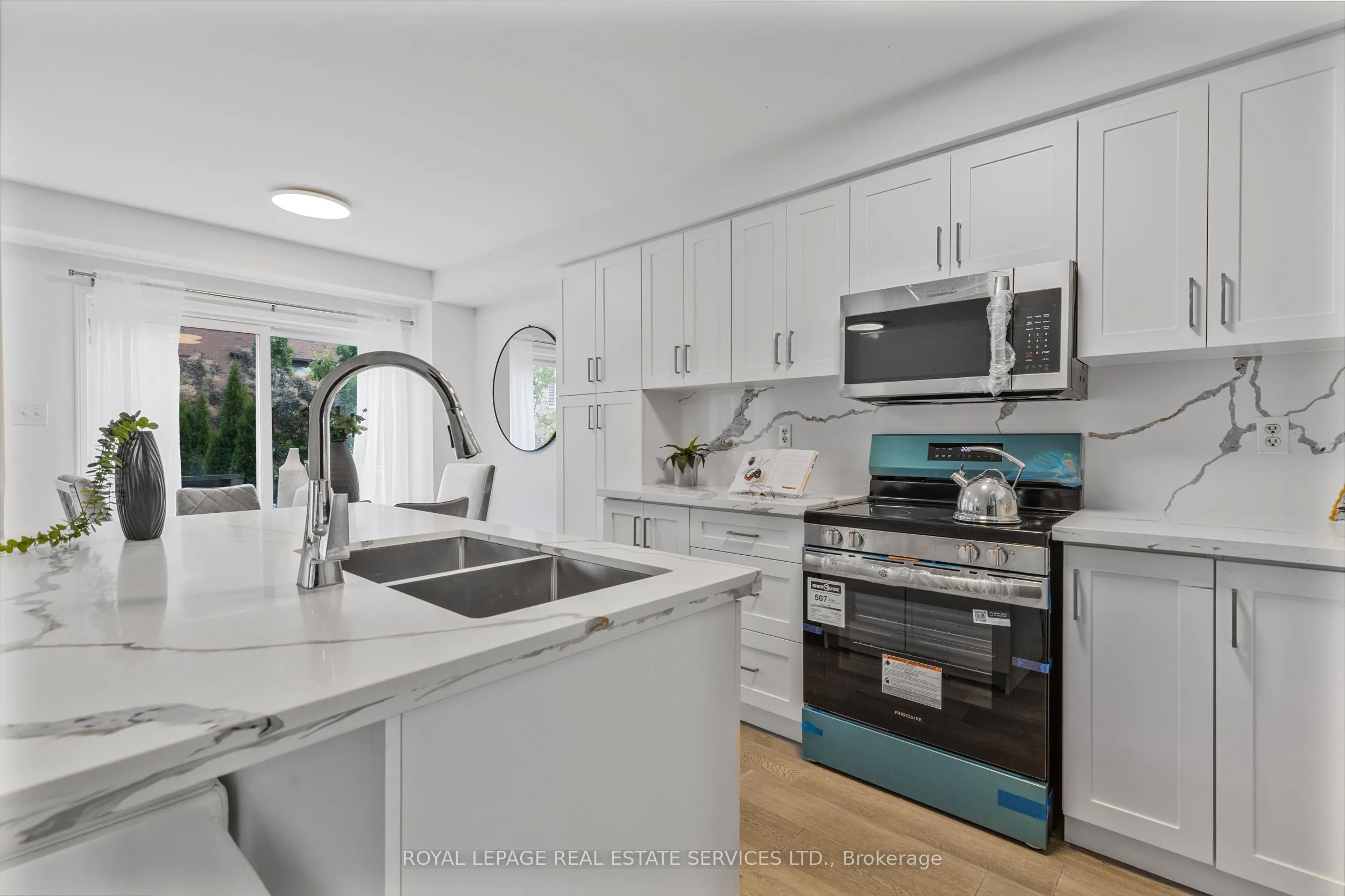 2425 Postmaster Drive