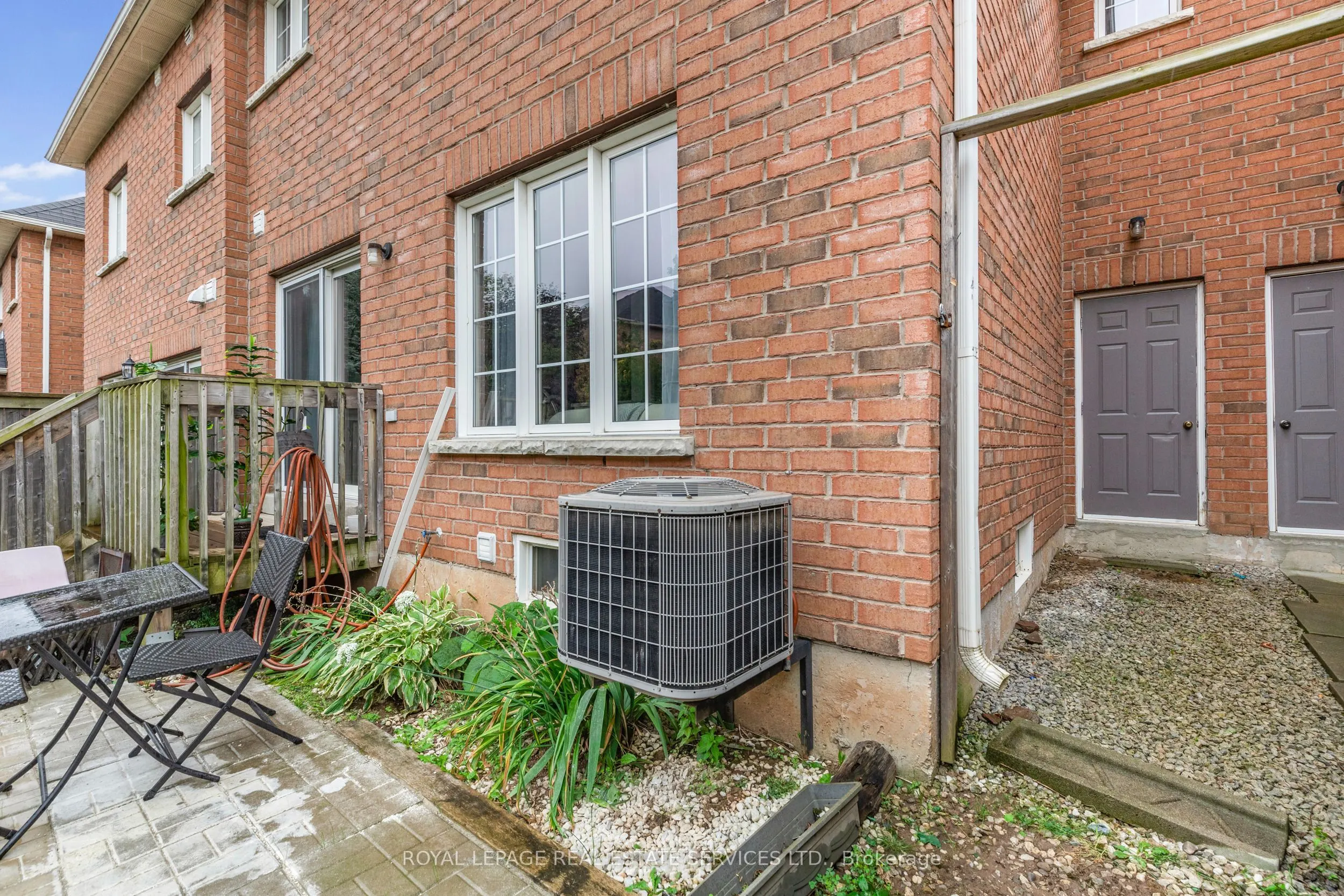 2425 Postmaster Drive