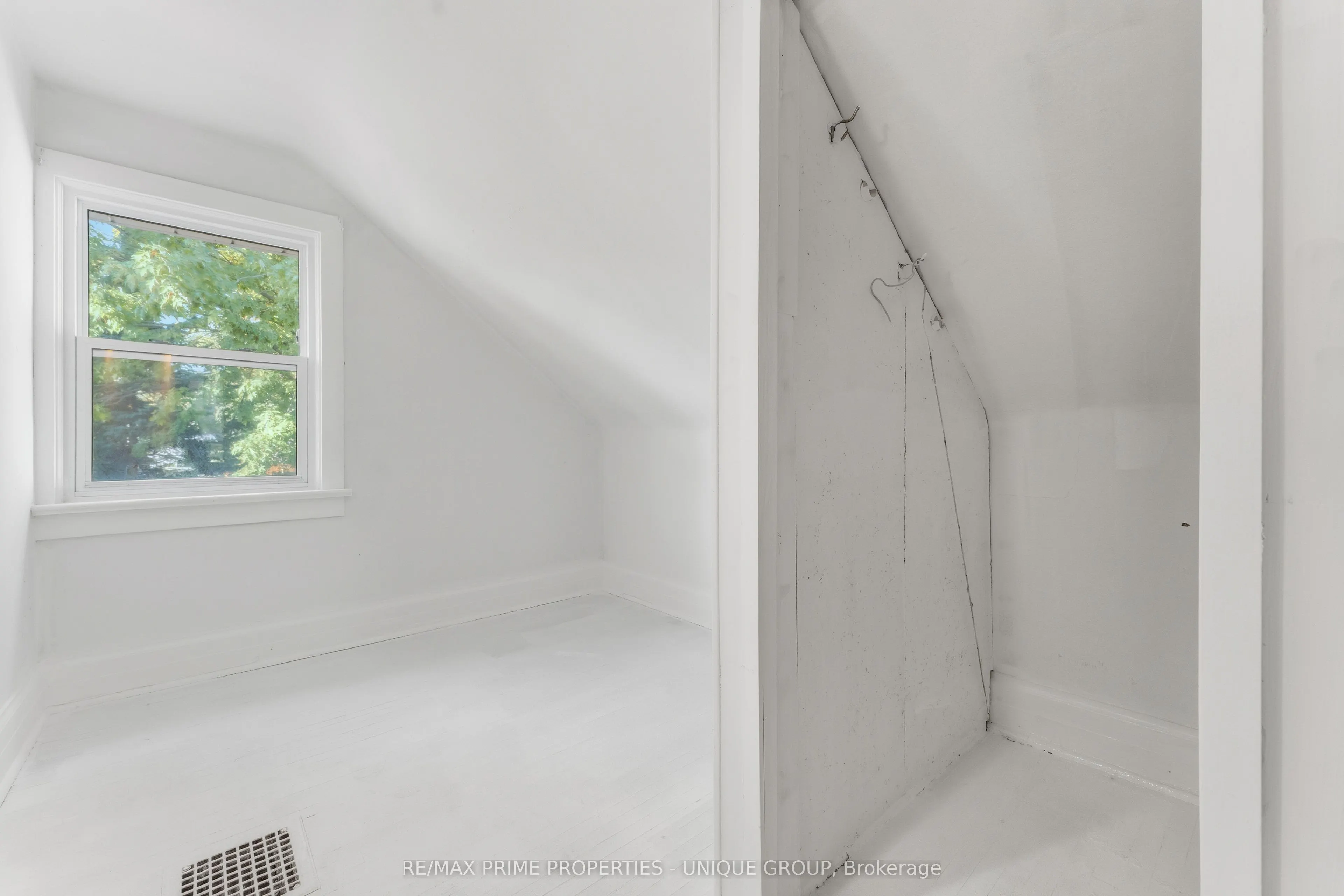 52 Long Branch Avenue
