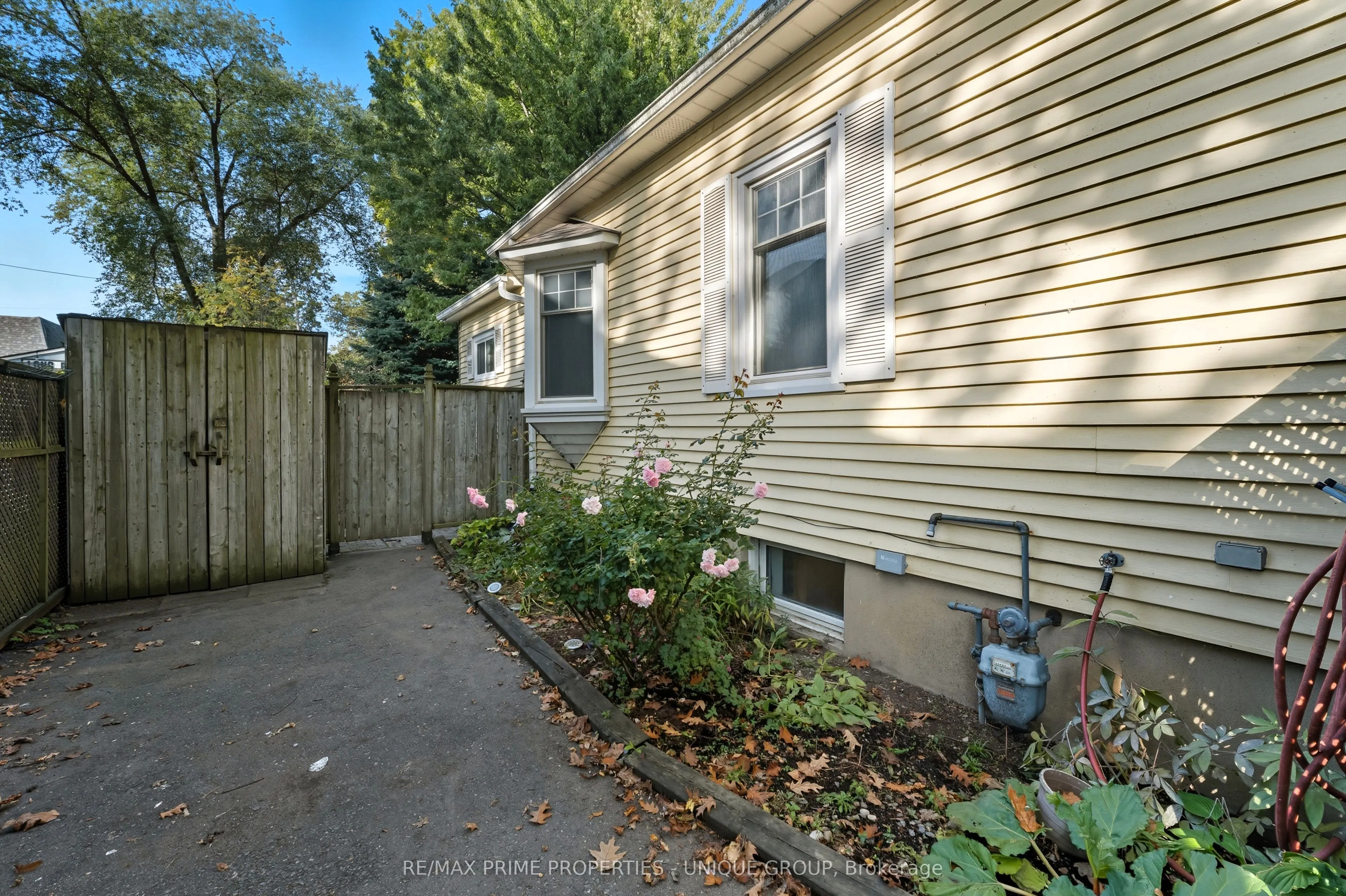 52 Long Branch Avenue