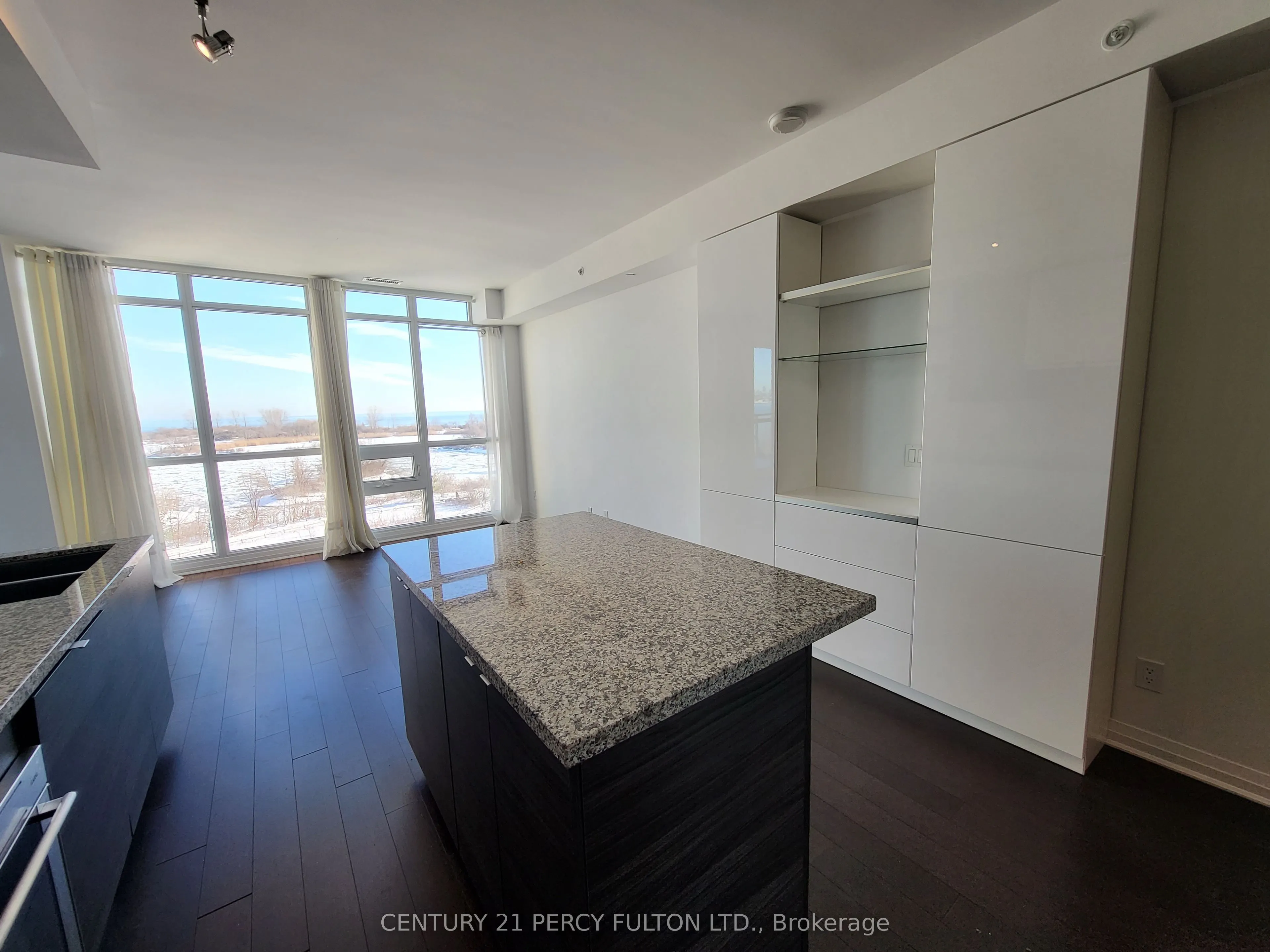 59 Annie Craig Drive, #403