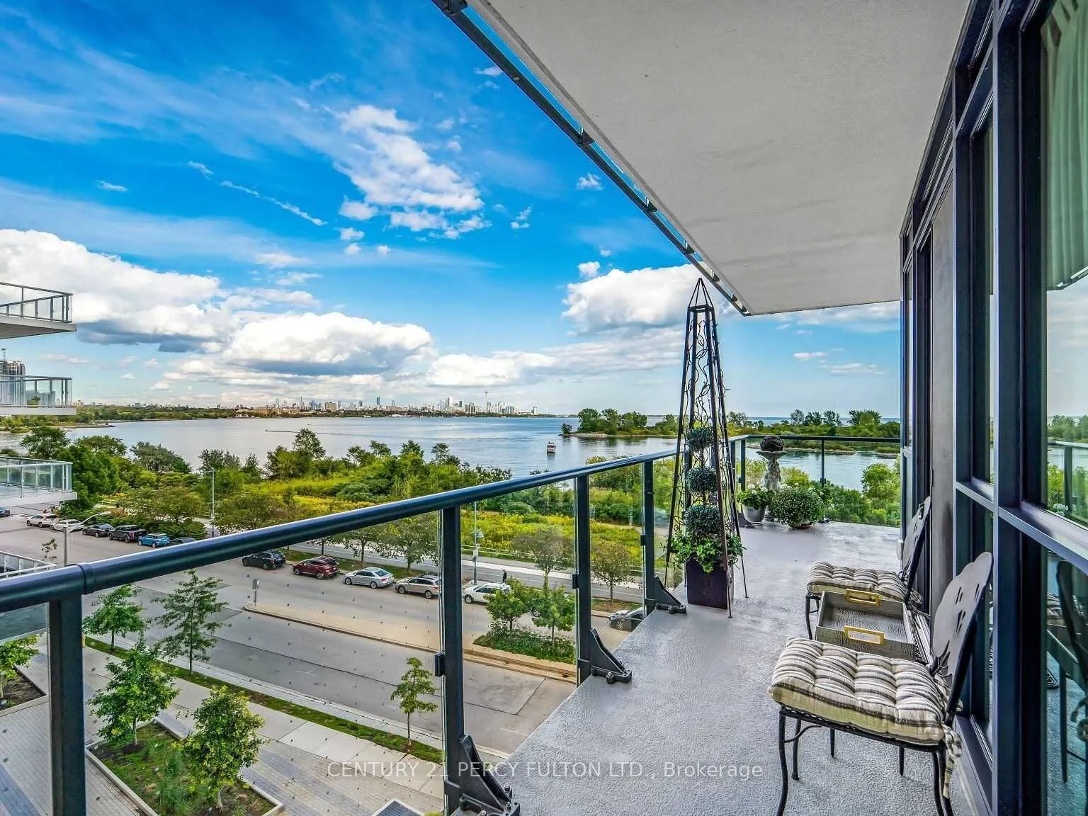 59 Annie Craig Drive, #403