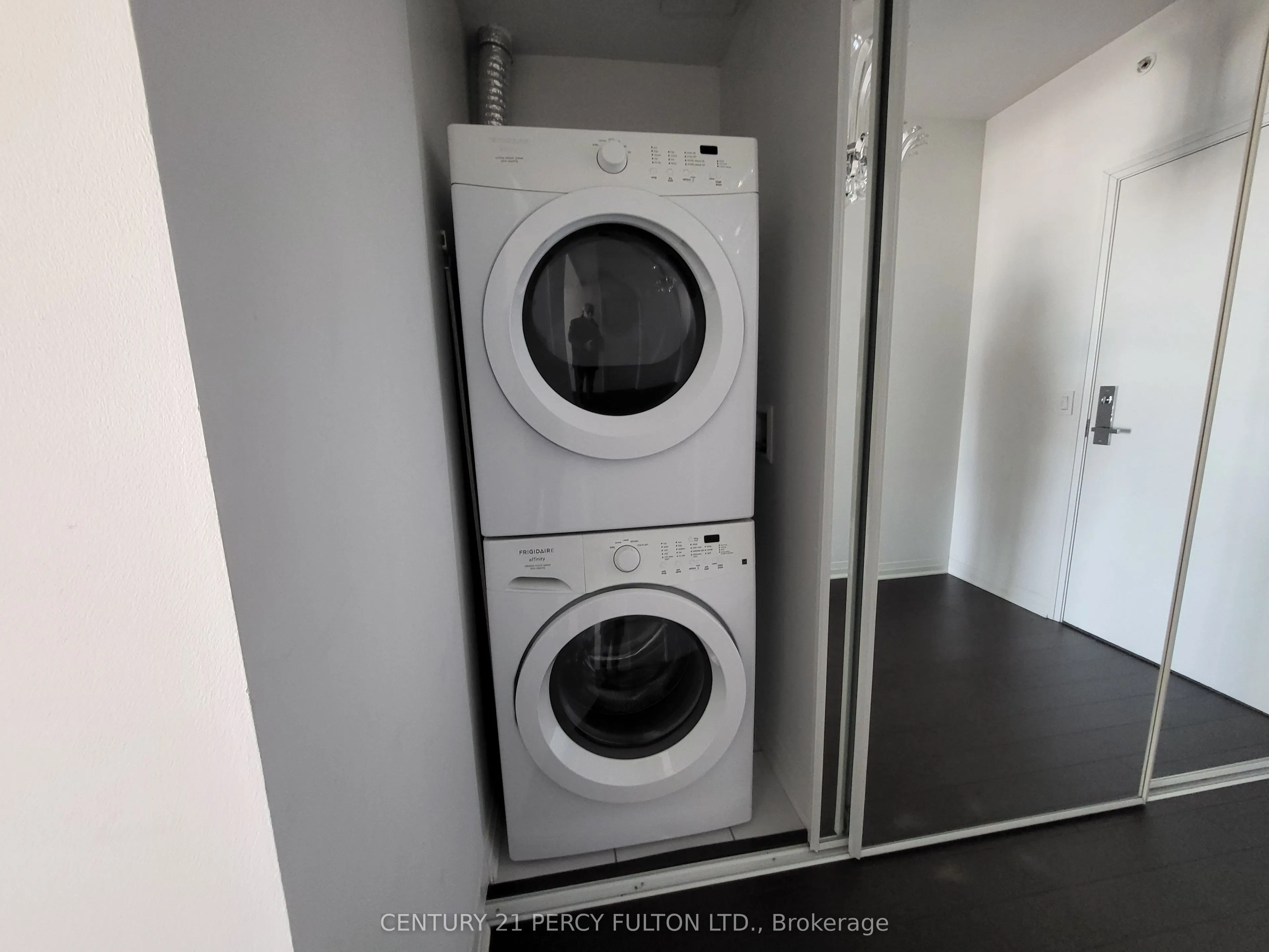 59 Annie Craig Drive, #403