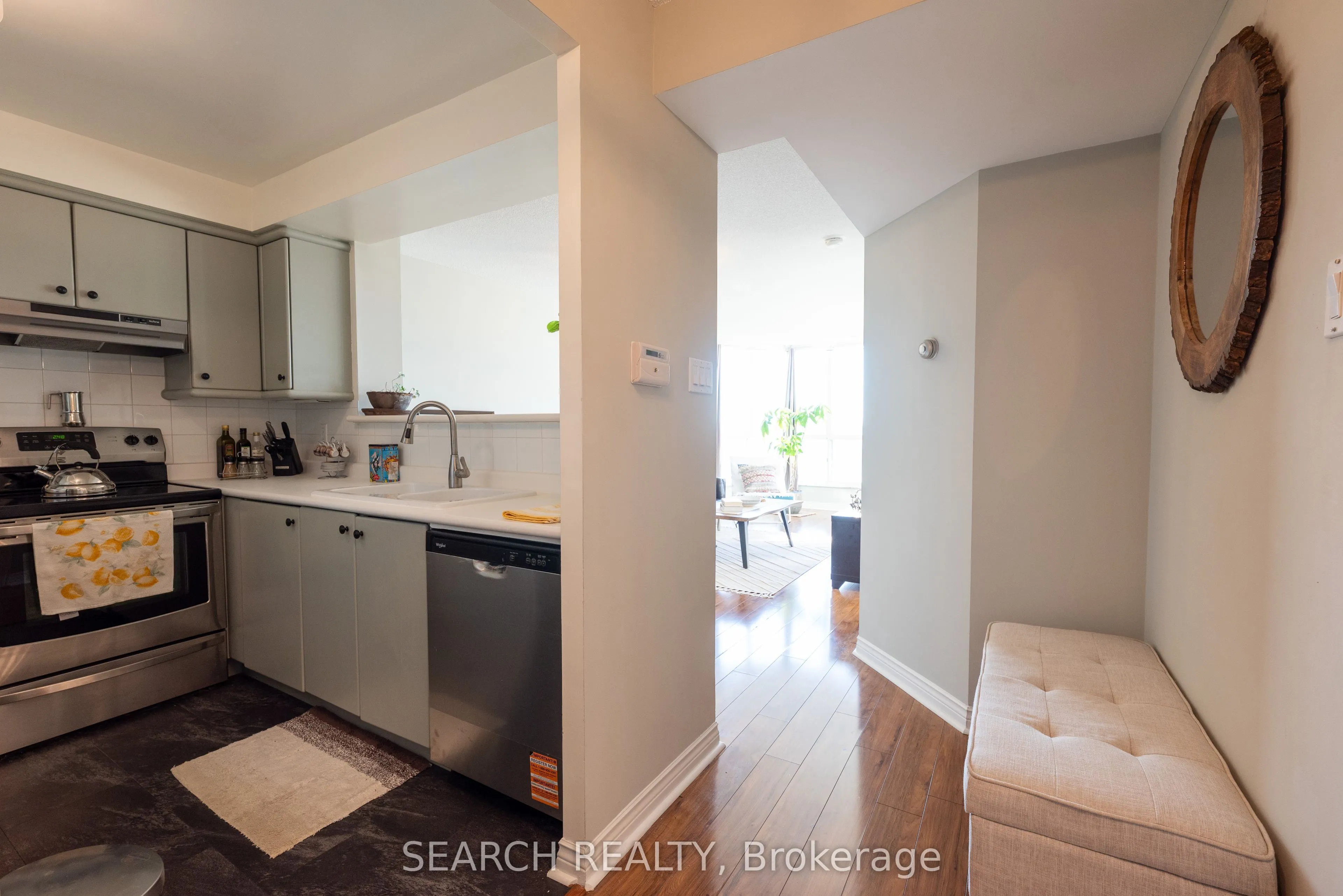 2285 Lake Shore Boulevard W, #1705